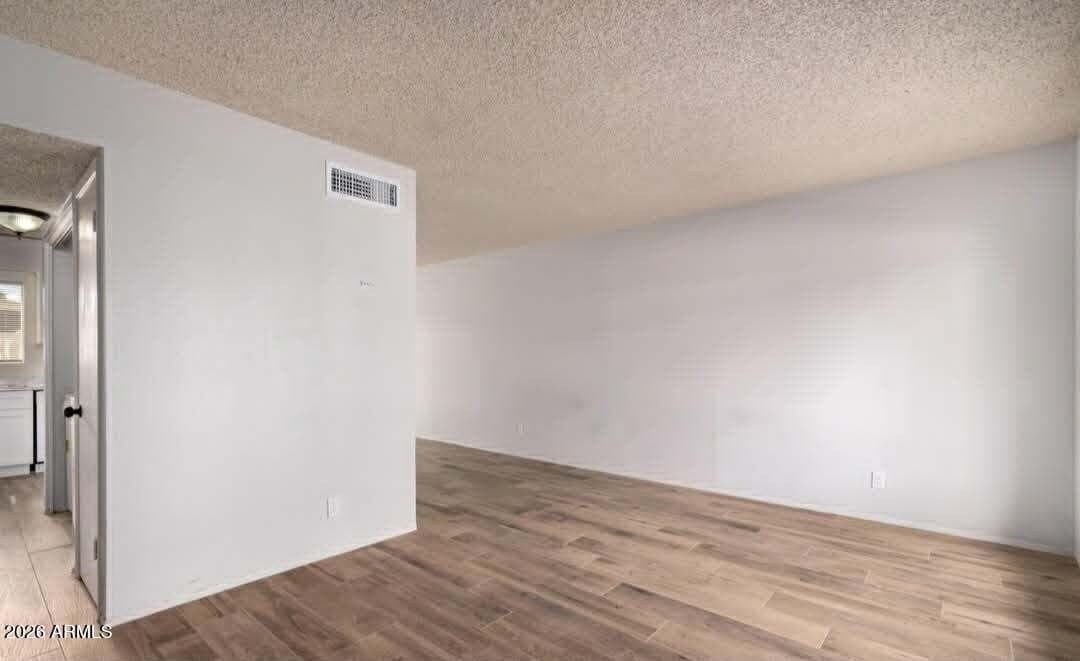 3605 W BETHANY HOME Road 2, Phoenix, AZ 85019 — photo 3 of 16