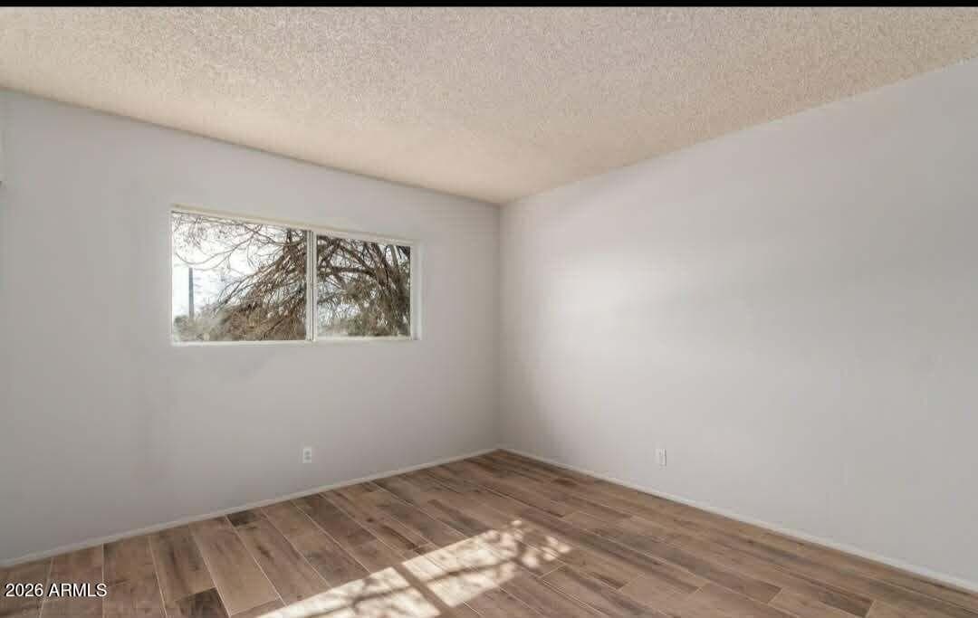 3605 W BETHANY HOME Road 2, Phoenix, AZ 85019 — photo 8 of 16