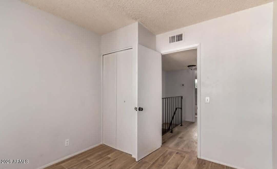 3605 W BETHANY HOME Road 2, Phoenix, AZ 85019 — photo 10 of 16