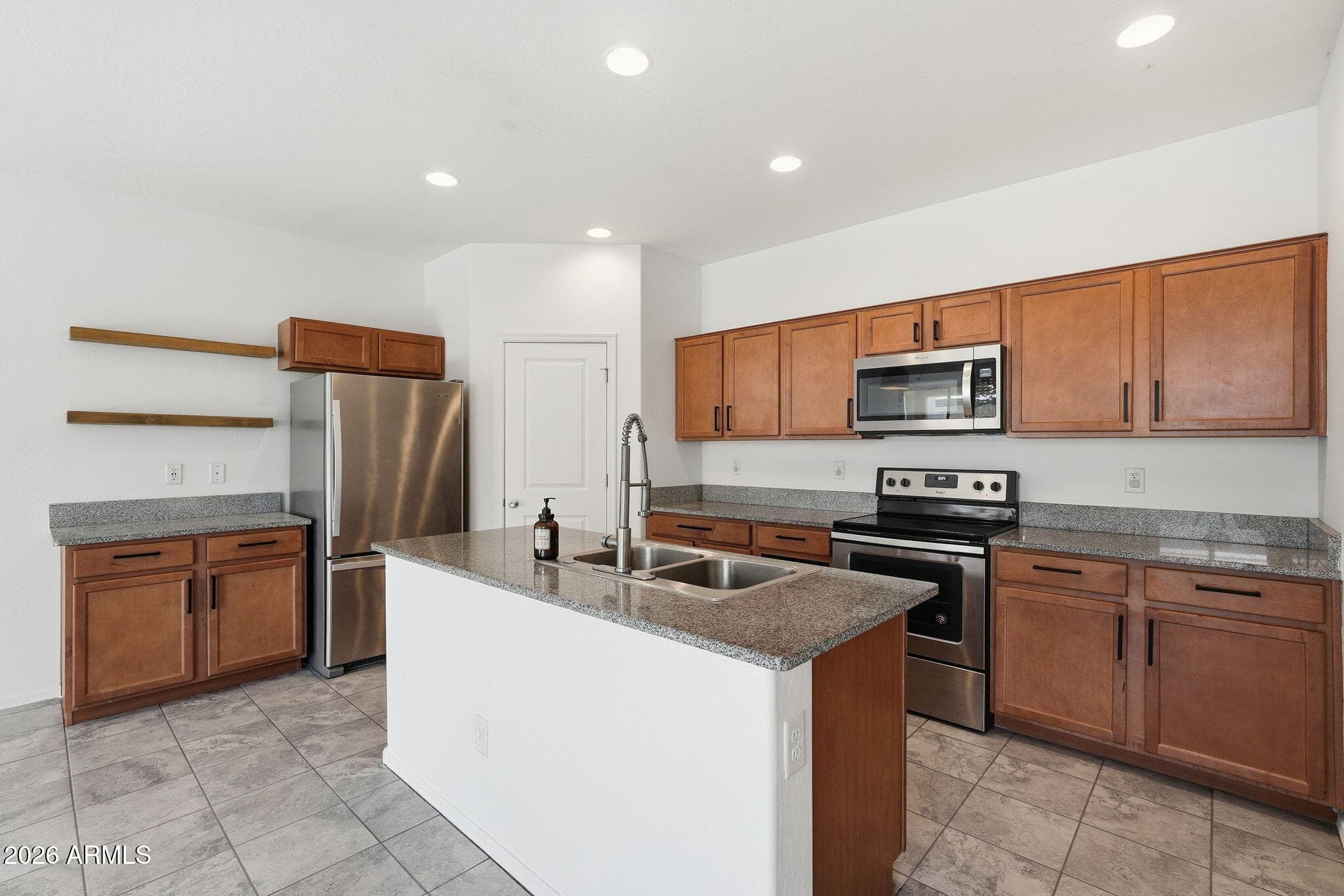 5119 E GREENWAY Street, Mesa, AZ 85205 — photo 12 of 42
