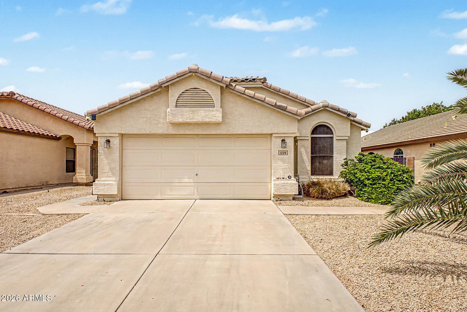 1094 S SIERRA Street, Gilbert, AZ 85296 — photo 1 of 30