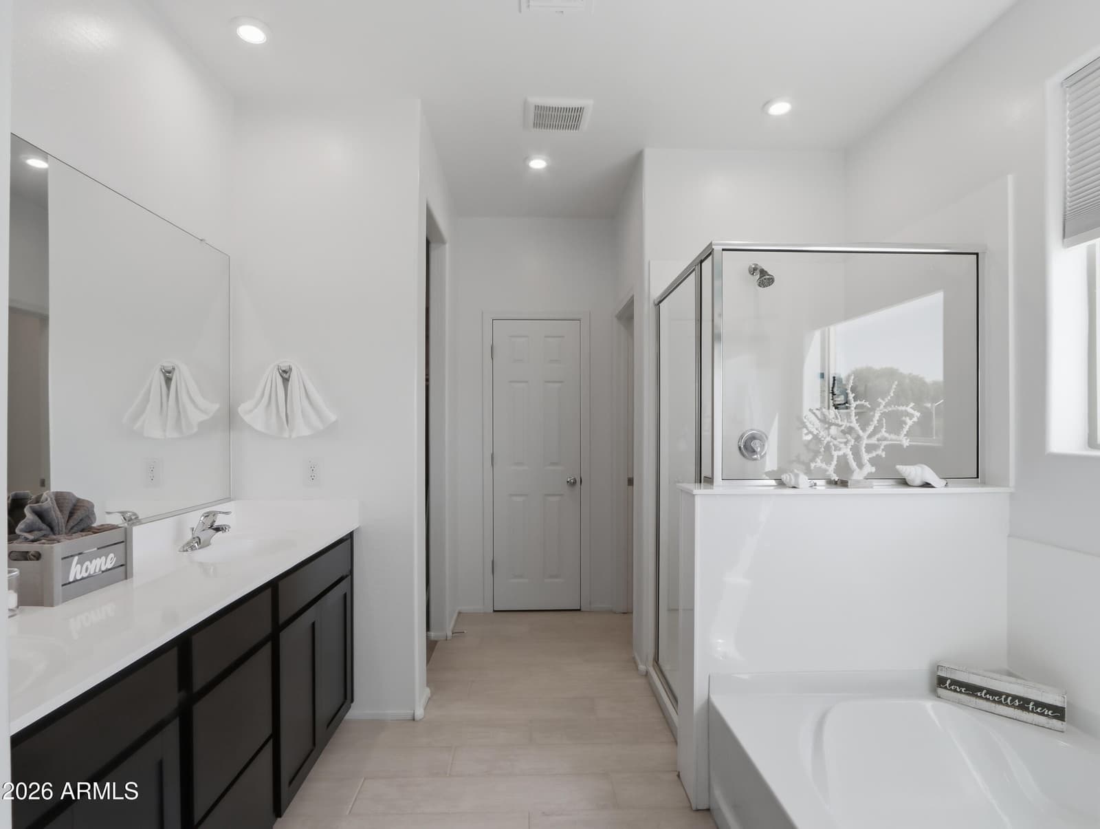 7413 W ROVEY Avenue, Glendale, AZ 85303 — photo 10 of 17