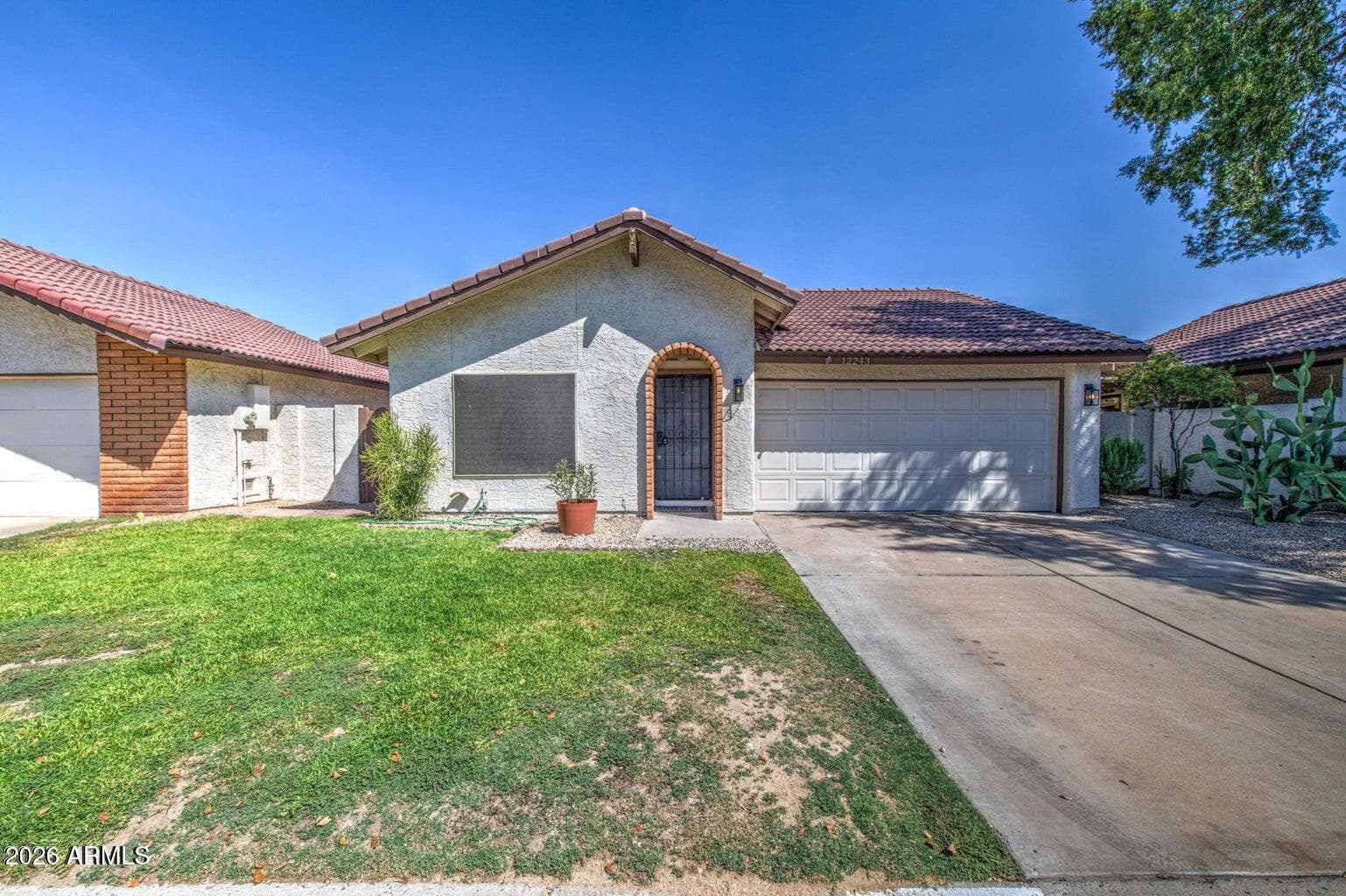 12243 S CHIPPEWA Drive, Phoenix, AZ 85044 — photo 6 of 46