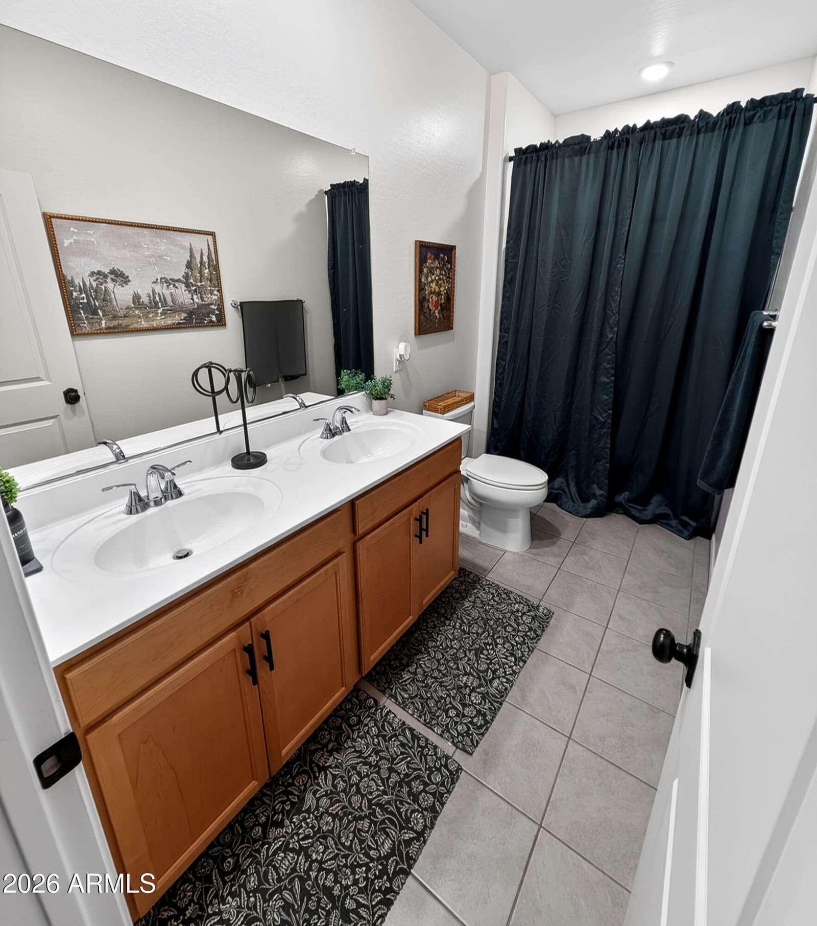 2439 W PECAN Road, Phoenix, AZ 85041 — photo 12 of 38