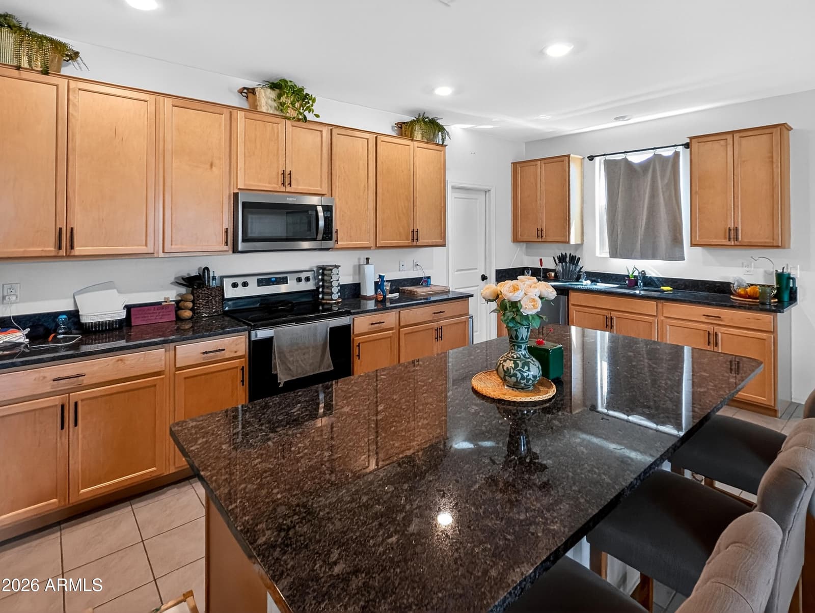 2439 W PECAN Road, Phoenix, AZ 85041 — photo 17 of 38