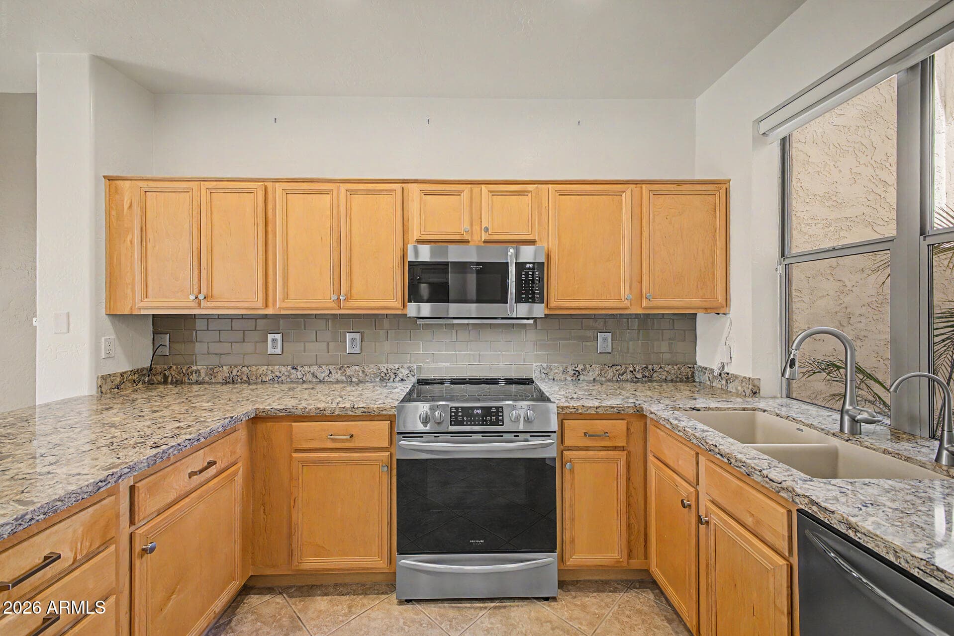 1024 E FRYE Road 1065, Phoenix, AZ 85048 — photo 12 of 53