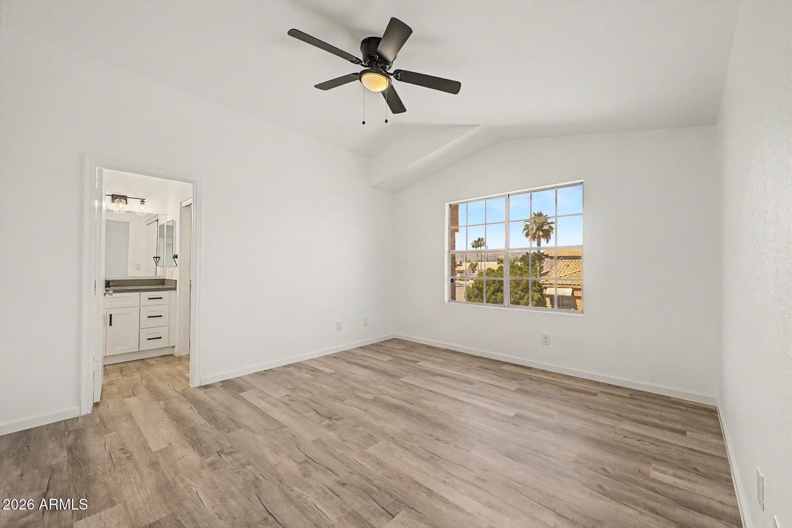 4321 E BROOKWOOD Court, Phoenix, AZ 85048 — photo 14 of 32
