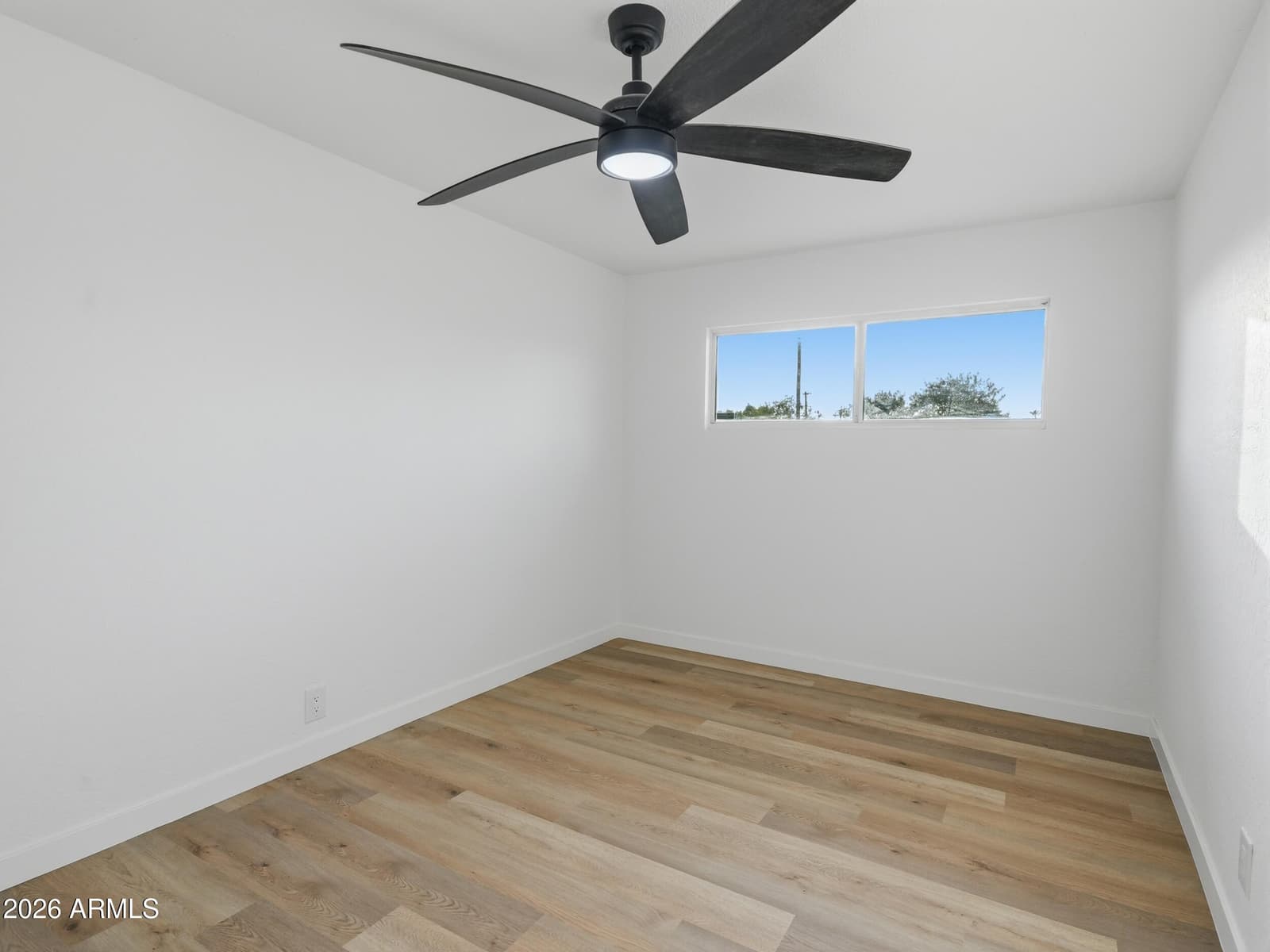 8025 N 11TH Place, Phoenix, AZ 85020 — photo 21 of 56
