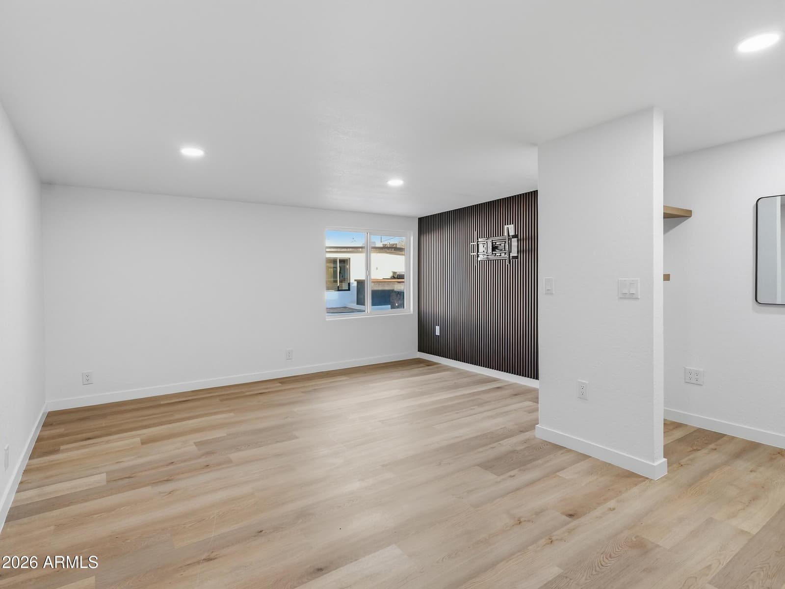 8025 N 11TH Place, Phoenix, AZ 85020 — photo 29 of 56