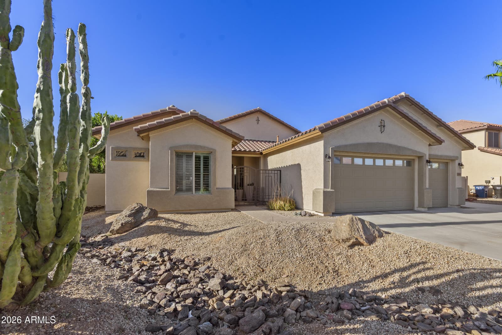 3382 E FANDANGO Drive, Gilbert, AZ 85298 — photo 4 of 63