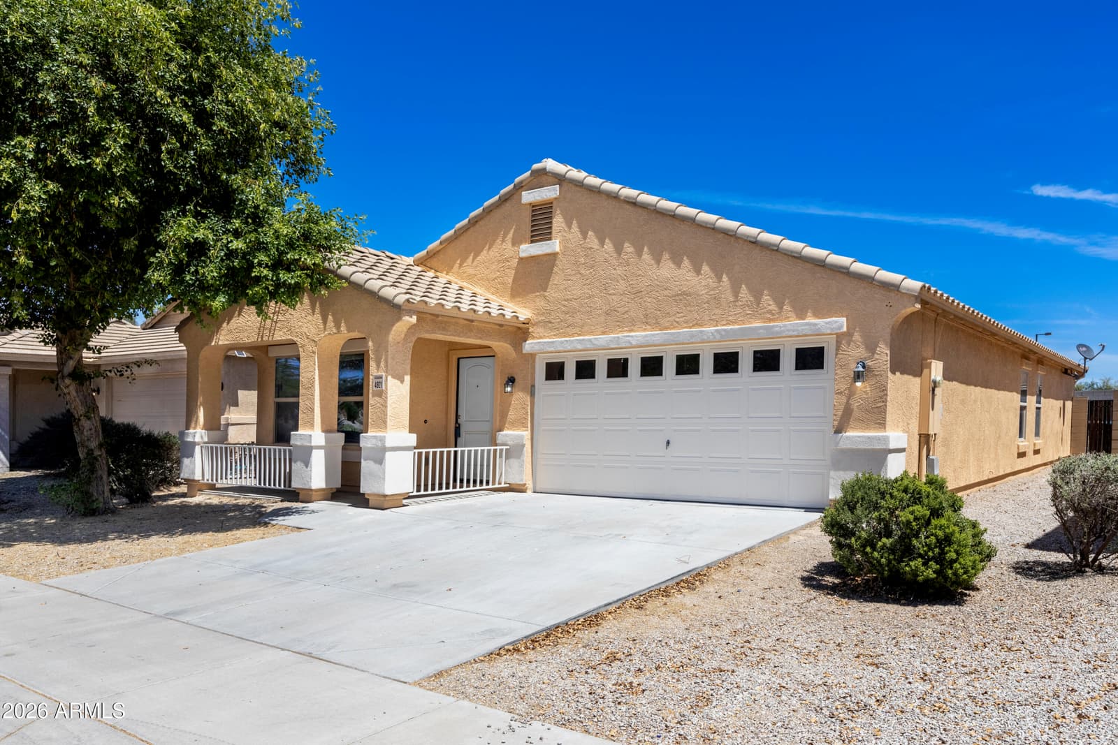 4921 S 236TH Drive, Buckeye, AZ 85326 — photo 3 of 45