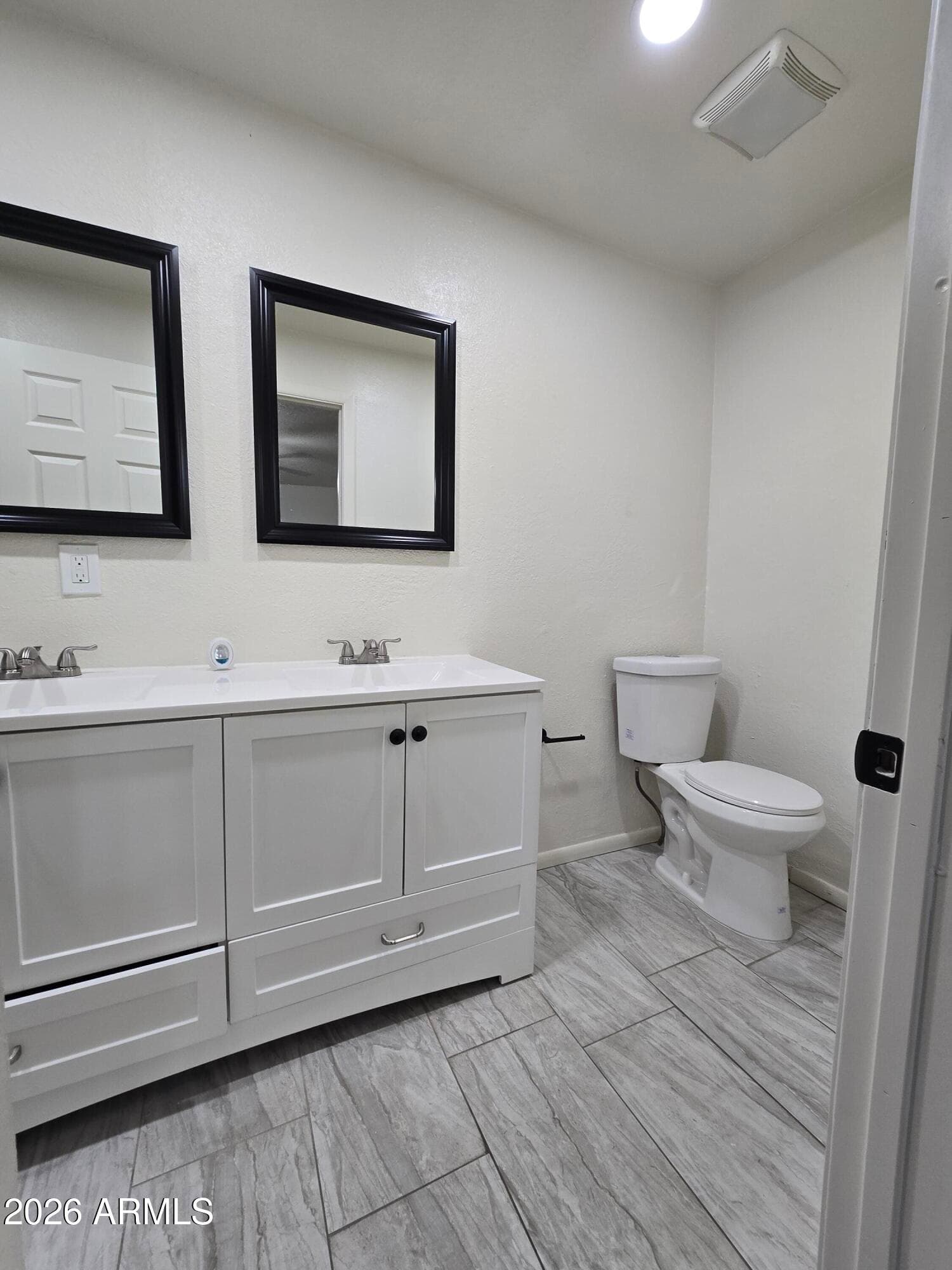 6725 N 55TH Avenue, Glendale, AZ 85301 — photo 17 of 26