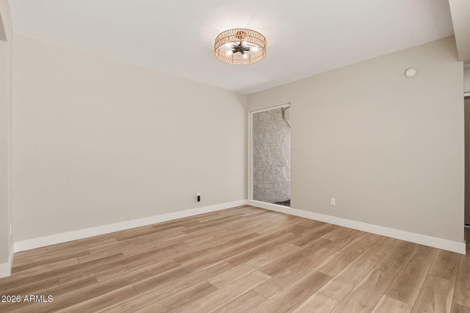 2808 N 61ST Street, Scottsdale, AZ 85257 — photo 10 of 34