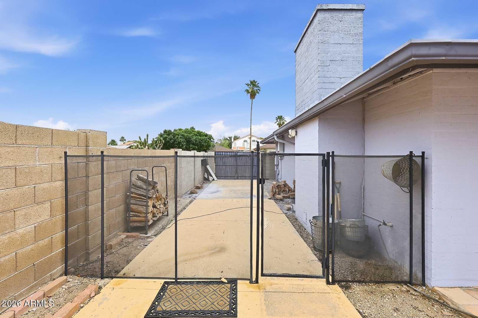 1037 E ACOMA Drive, Phoenix, AZ 85022 — photo 35 of 50