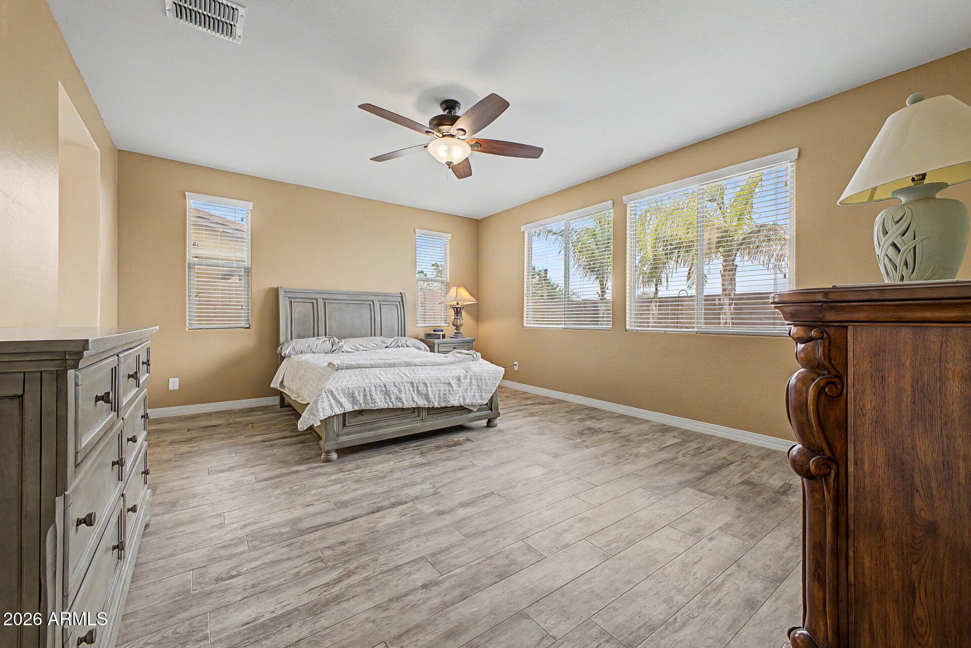 10043 W LOS GATOS Drive, Peoria, AZ 85383 — photo 16 of 51