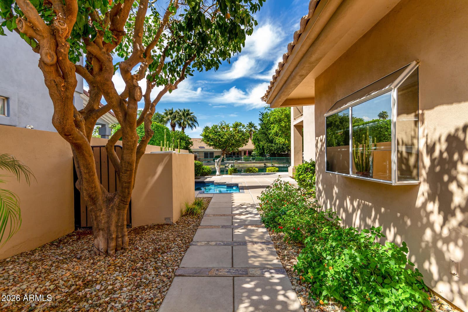 5812 W DEL LAGO Circle, Glendale, AZ 85308 — photo 13 of 88