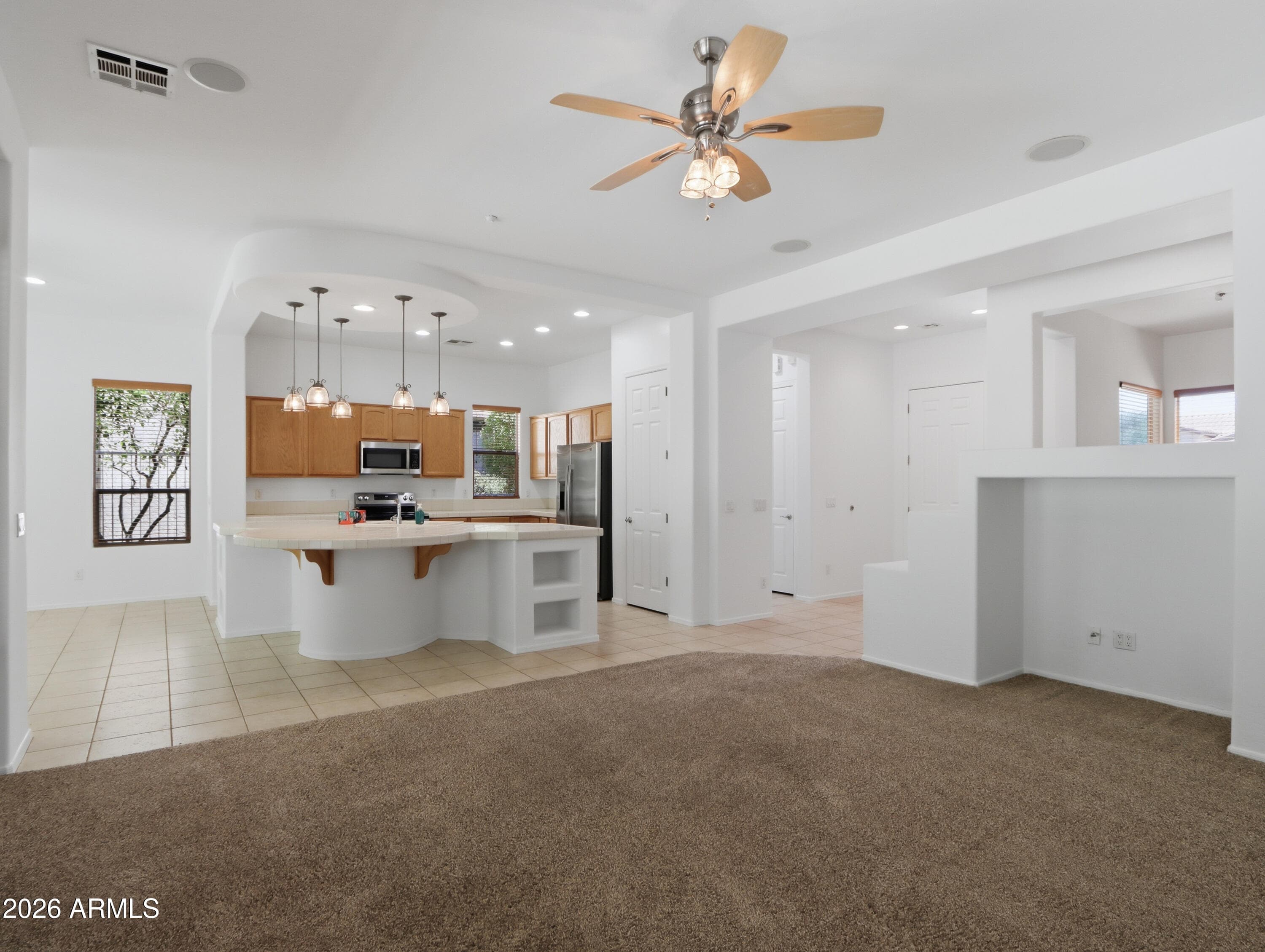 12456 W HEDGE HOG Place, Peoria, AZ 85383 — photo 7 of 56