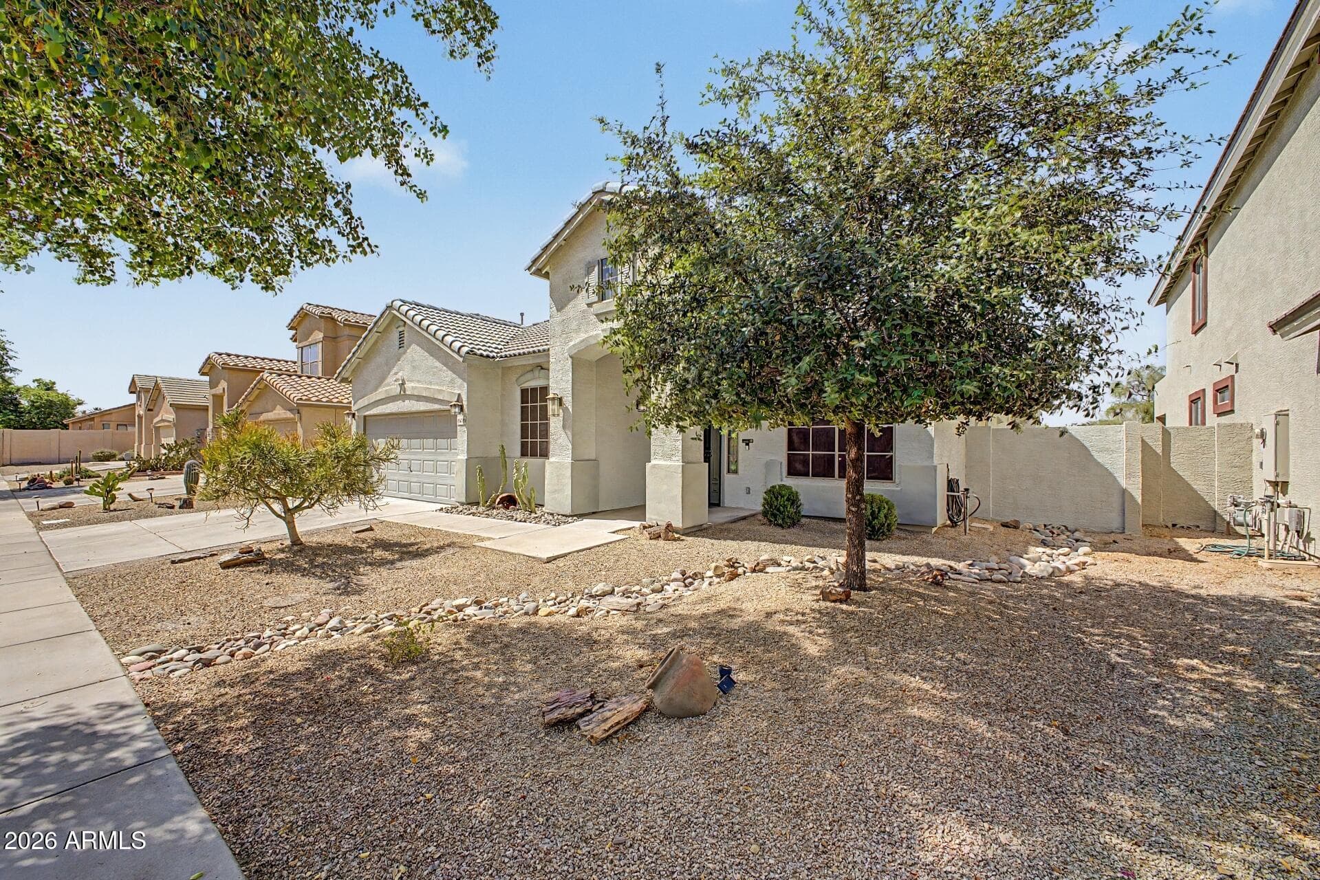 13570 W CARIBBEAN Lane, Surprise, AZ 85379 — photo 9 of 60