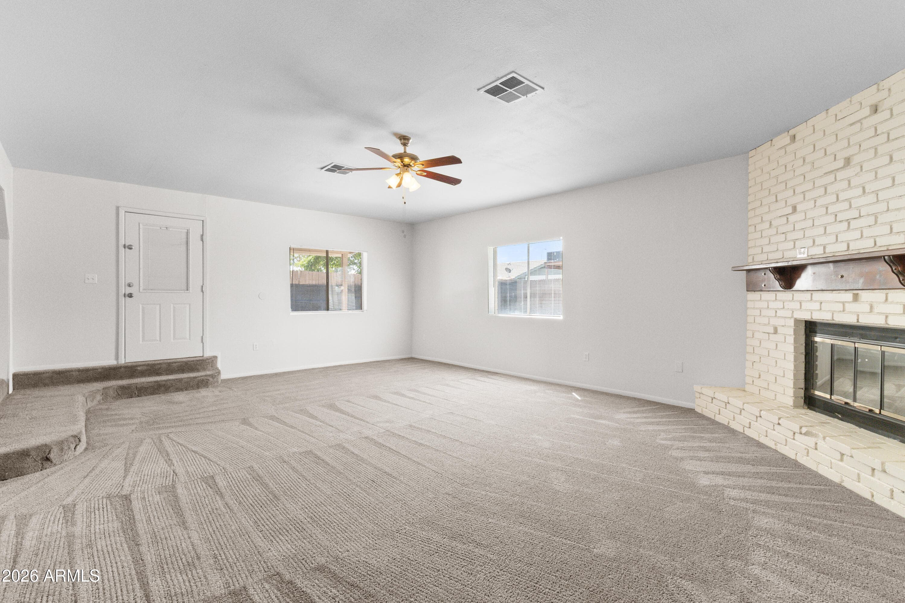 8825 W ROMA Avenue, Phoenix, AZ 85037 — photo 4 of 21