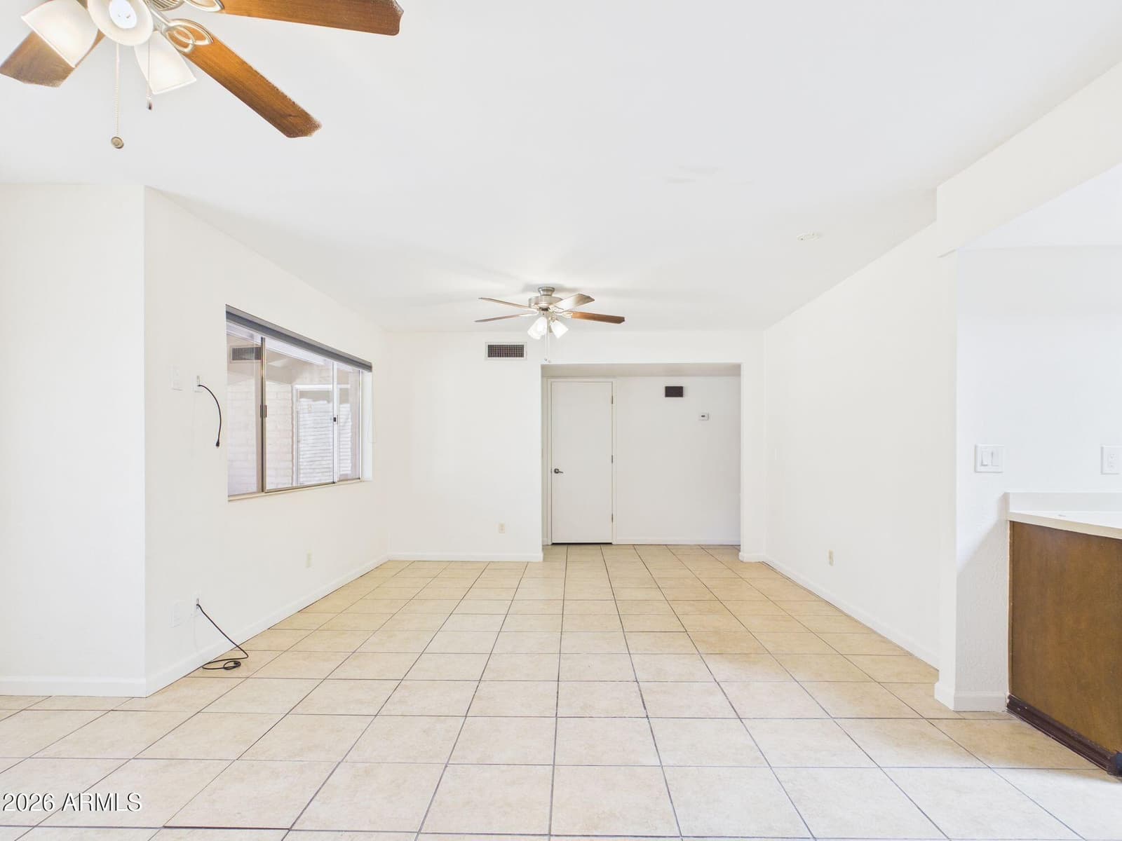 2426 N SHADE TREE Circle, Tucson, AZ 85715 — photo 10 of 28