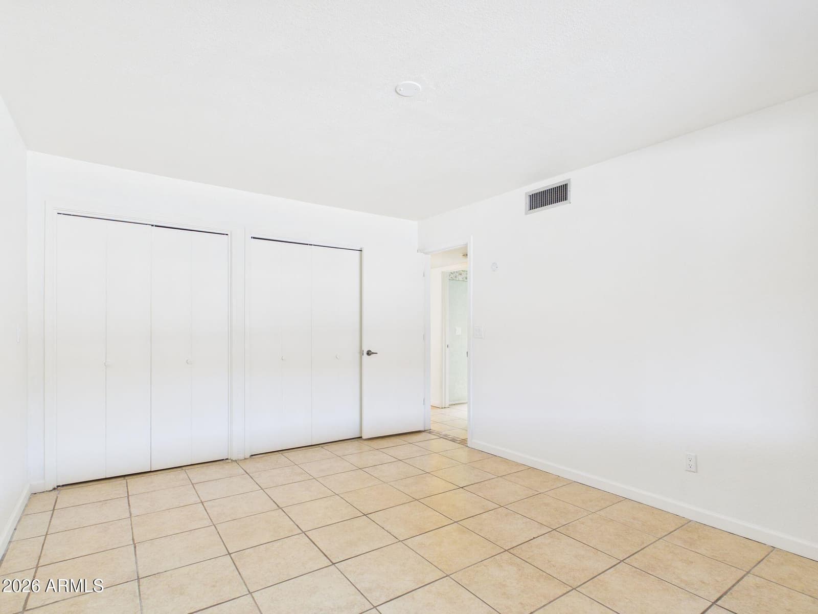 2426 N SHADE TREE Circle, Tucson, AZ 85715 — photo 18 of 28