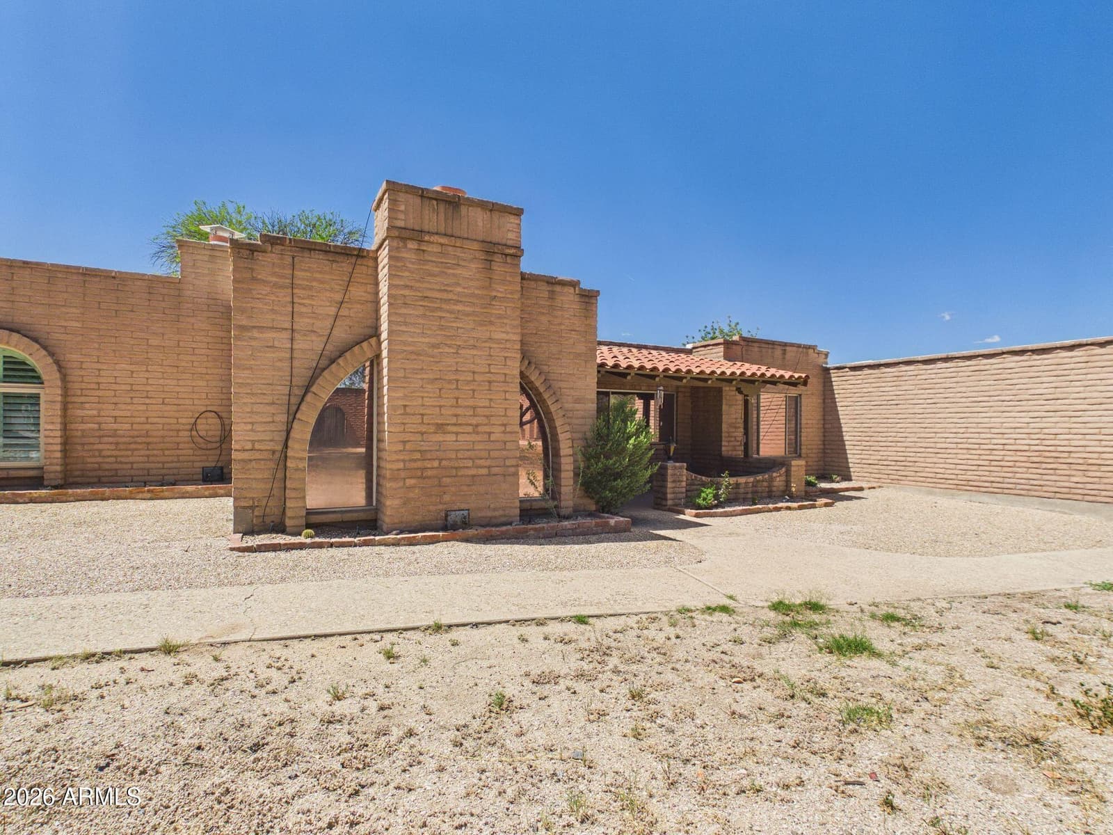2426 N SHADE TREE Circle, Tucson, AZ 85715 — photo 26 of 28