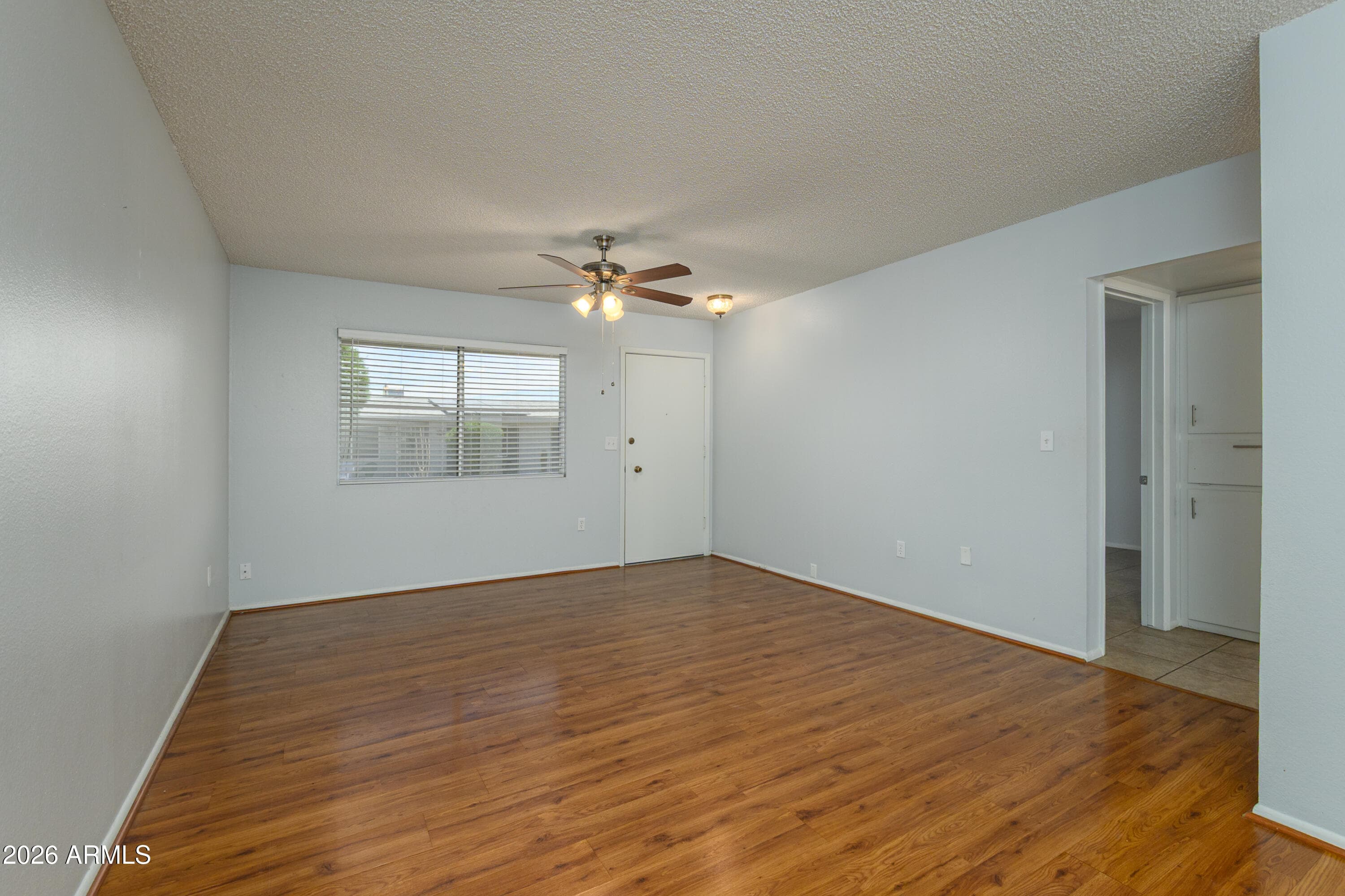 10654 W COGGINS Drive, Sun City, AZ 85351 — photo 5 of 18