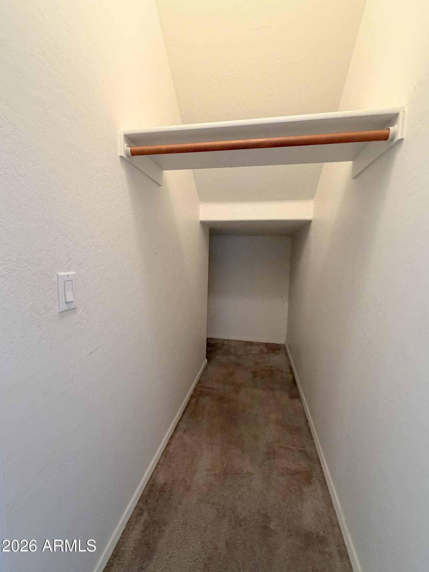 1084 E SADDLEBACK Place, San Tan Valley, AZ 85143 — photo 7 of 60