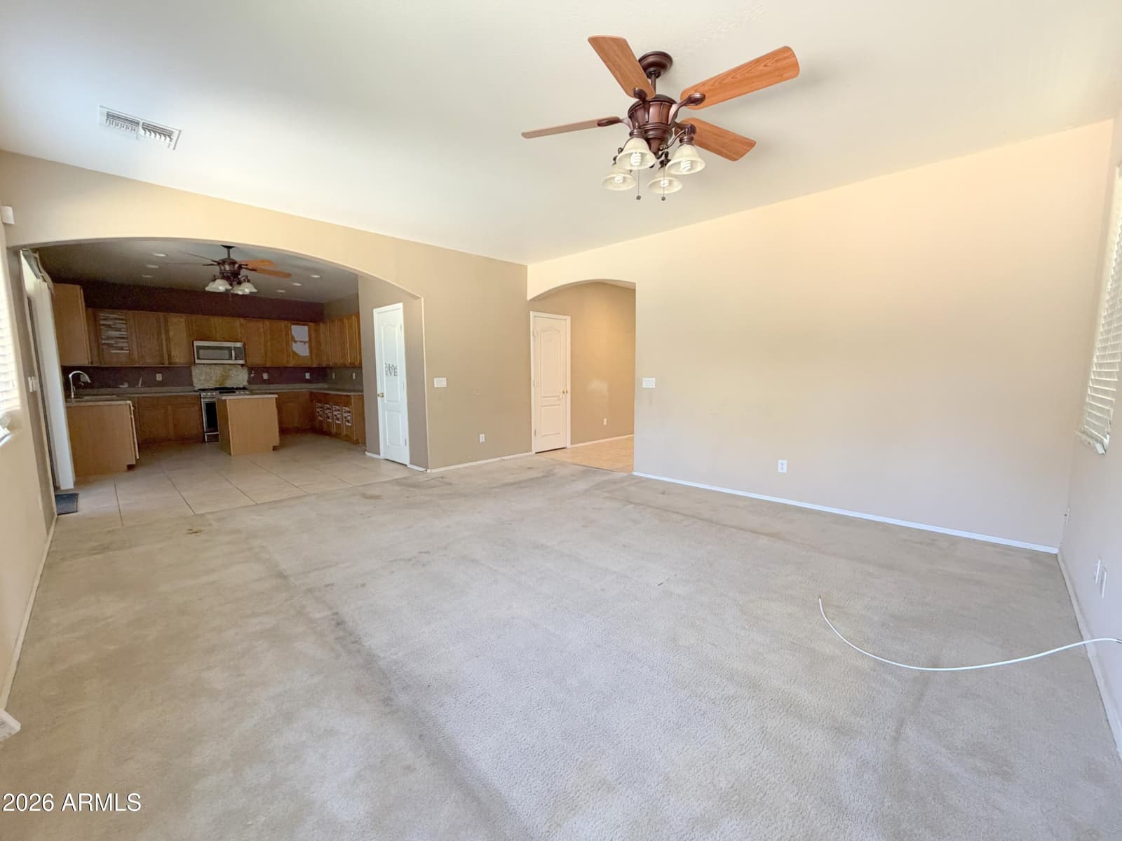 1084 E SADDLEBACK Place, San Tan Valley, AZ 85143 — photo 18 of 60
