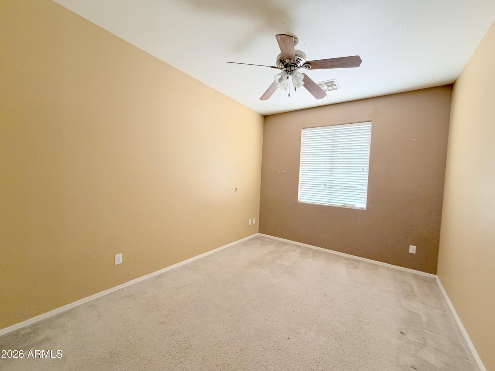 1084 E SADDLEBACK Place, San Tan Valley, AZ 85143 — photo 32 of 60