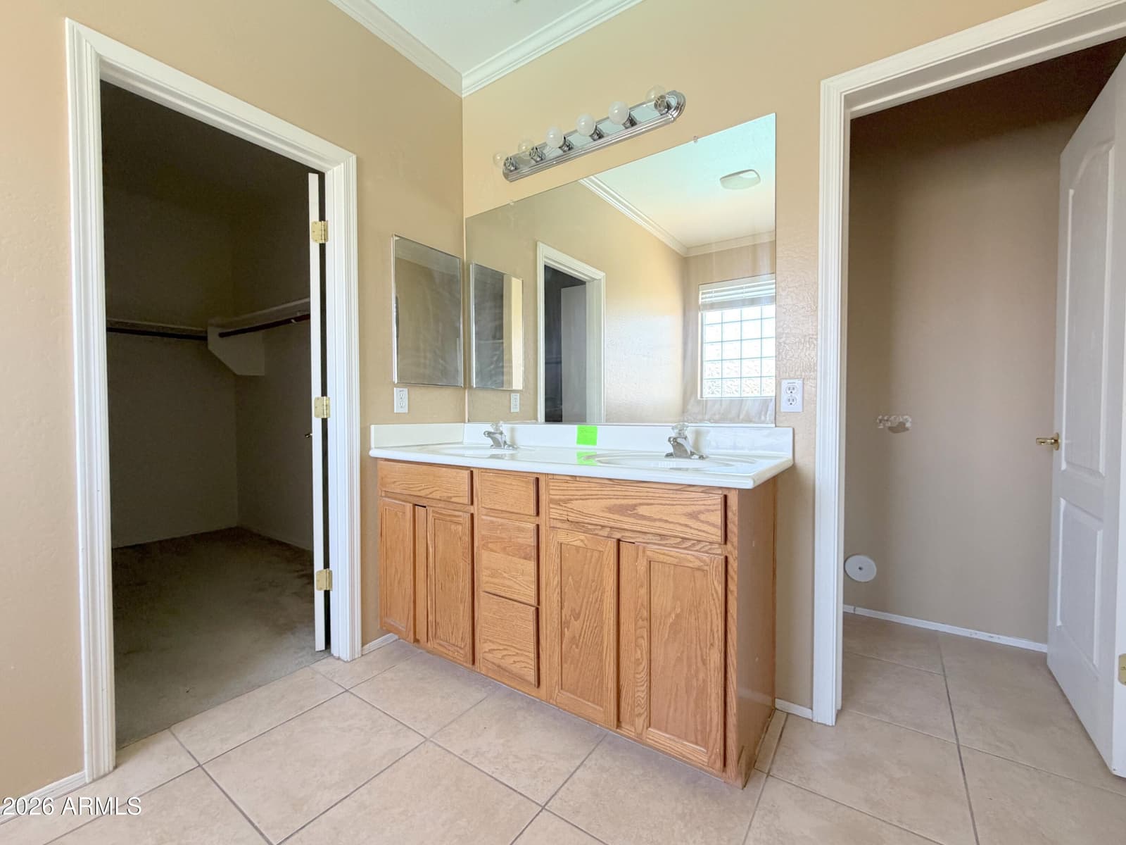 1084 E SADDLEBACK Place, San Tan Valley, AZ 85143 — photo 46 of 60