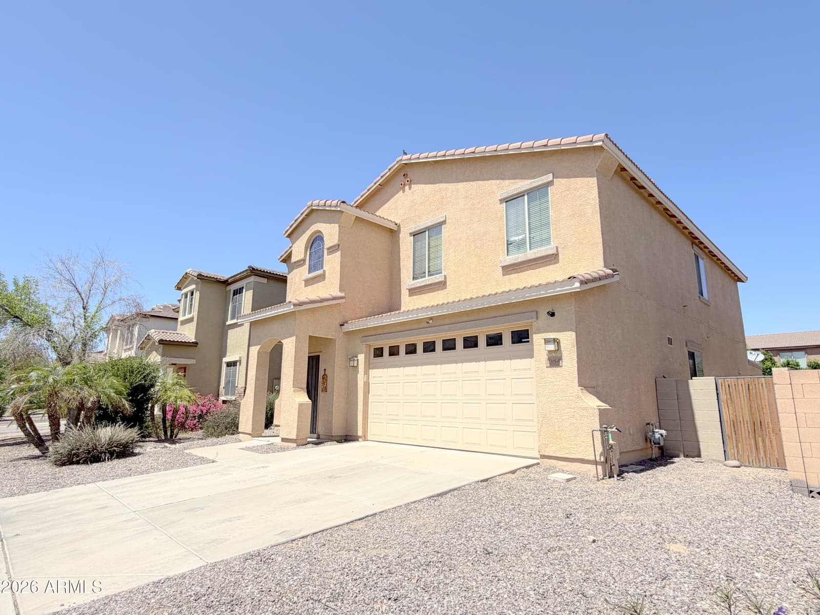 1084 E SADDLEBACK Place, San Tan Valley, AZ 85143 — photo 2 of 60