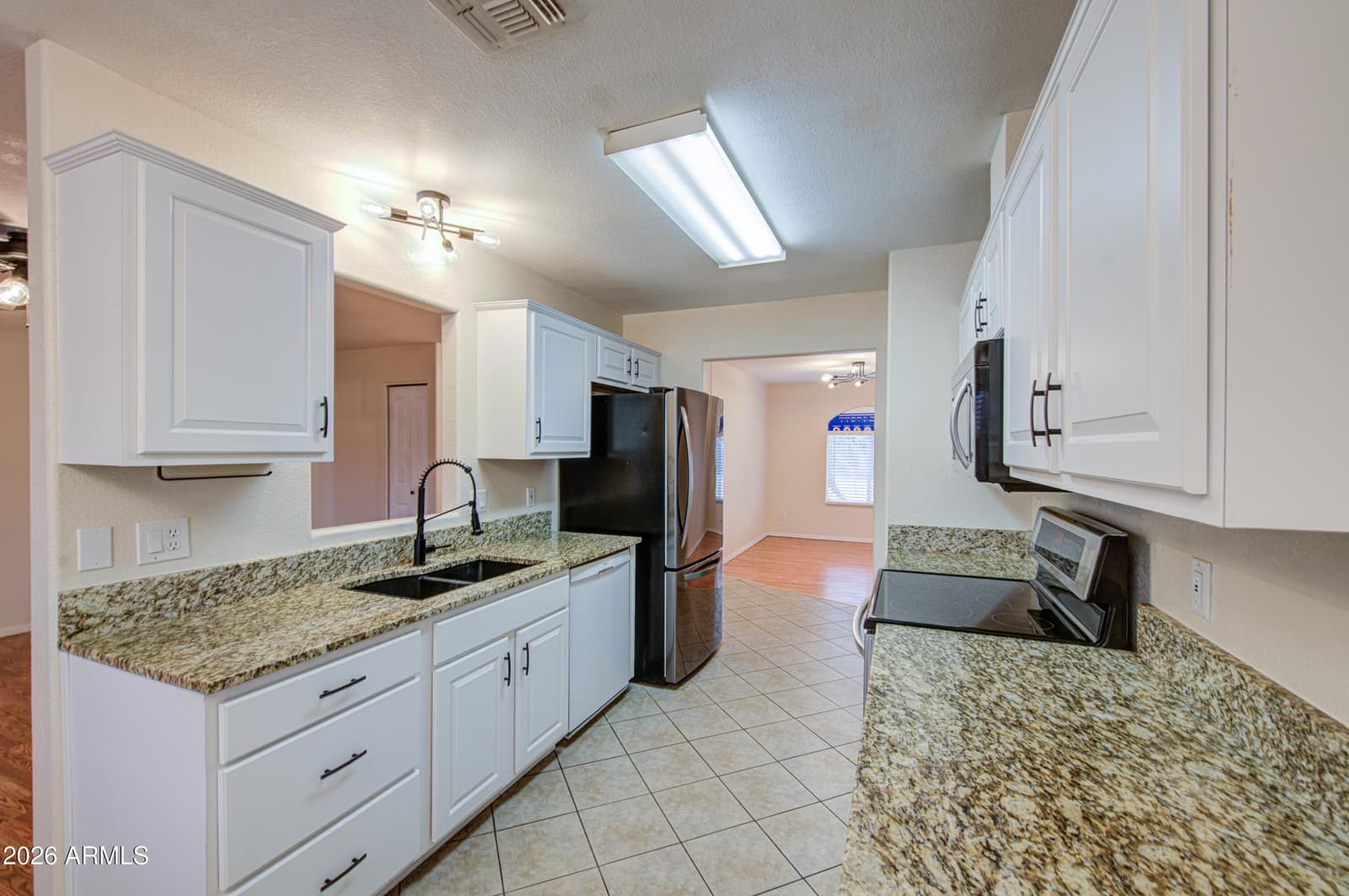 1757 W RAY Lane, Apache Junction, AZ 85120 — photo 2 of 47