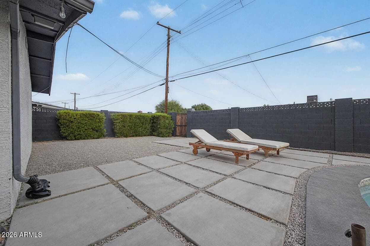 3925 W KRALL Street, Phoenix, AZ 85019 — photo 27 of 30