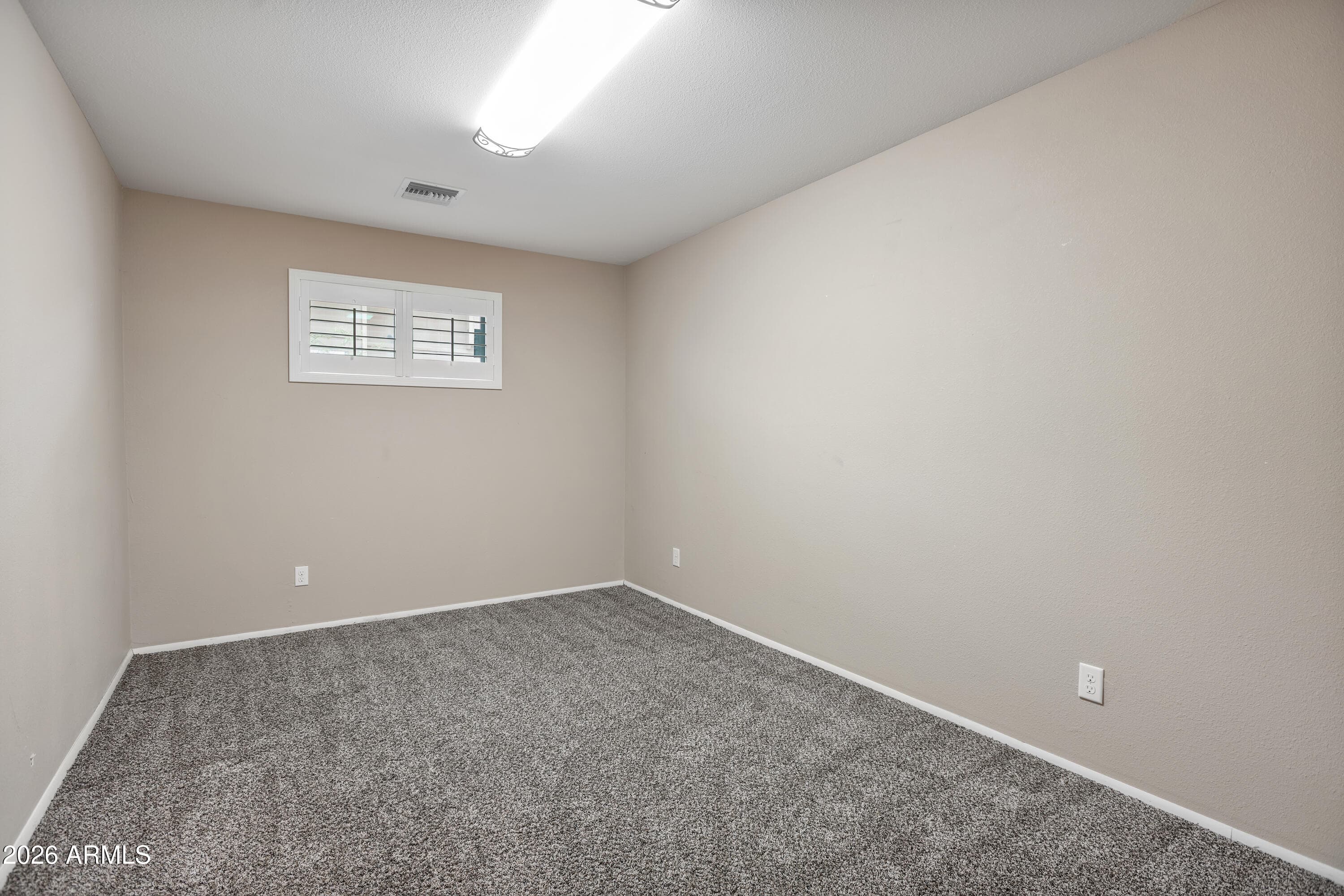3909 S ROOSEVELT Street, Tempe, AZ 85282 — photo 15 of 49