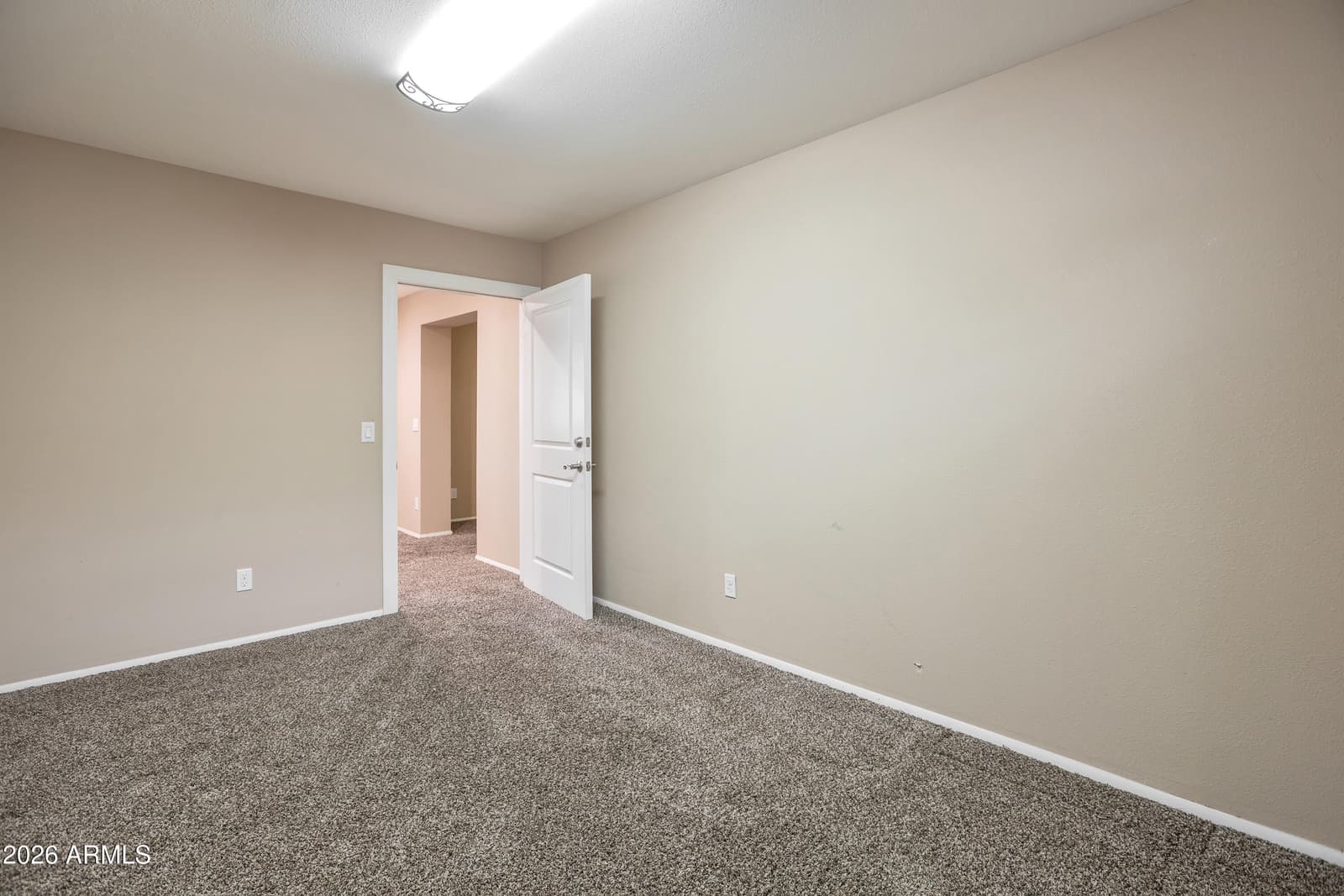 3909 S ROOSEVELT Street, Tempe, AZ 85282 — photo 16 of 49