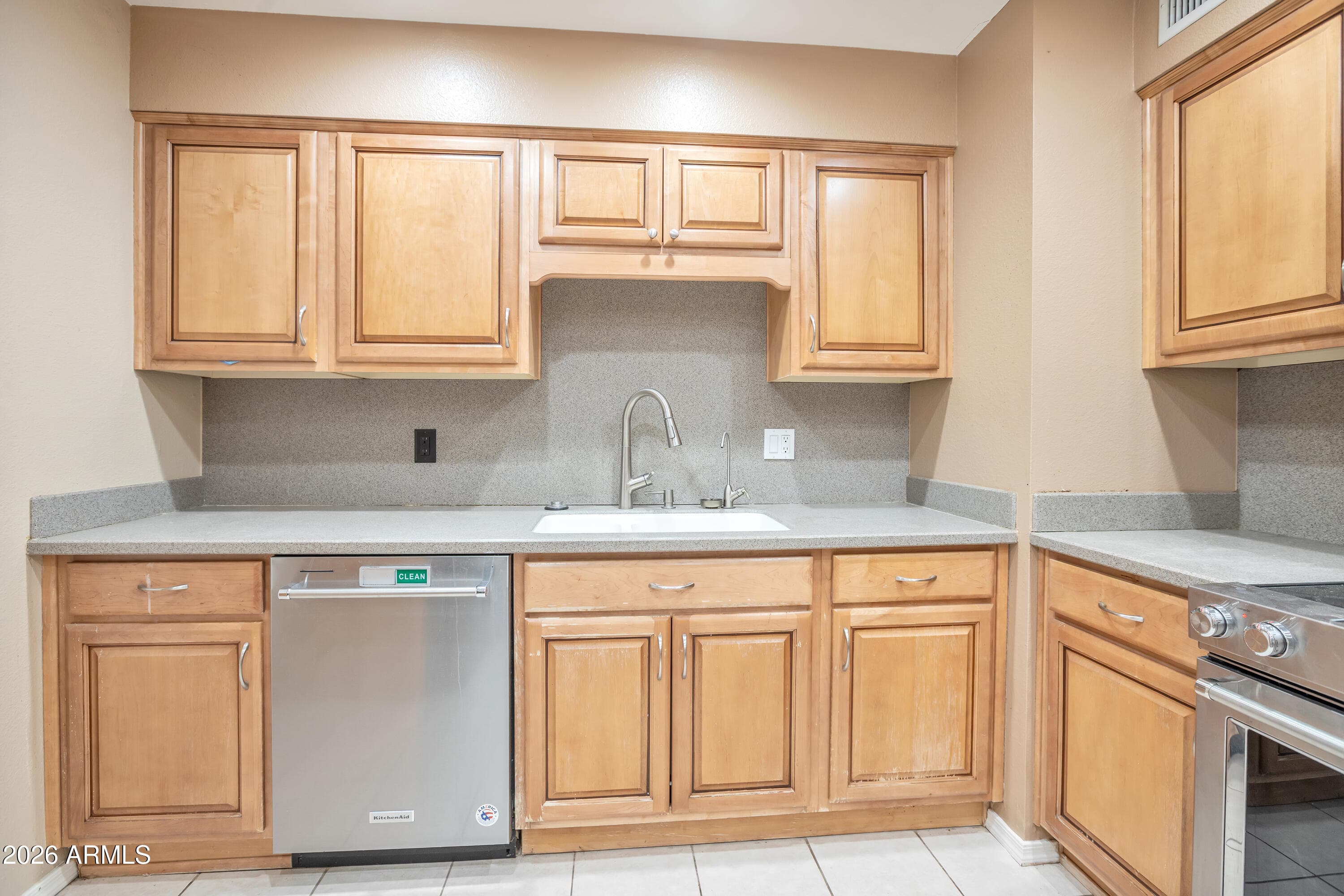 3909 S ROOSEVELT Street, Tempe, AZ 85282 — photo 24 of 49