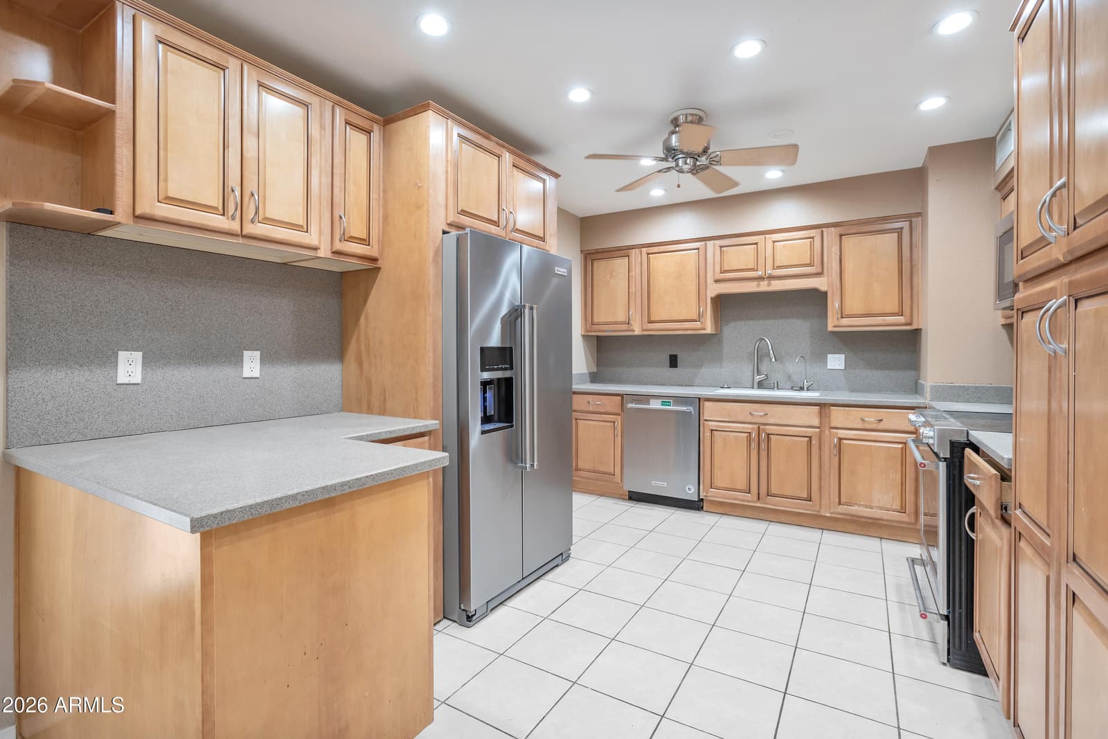 3909 S ROOSEVELT Street, Tempe, AZ 85282 — photo 39 of 49