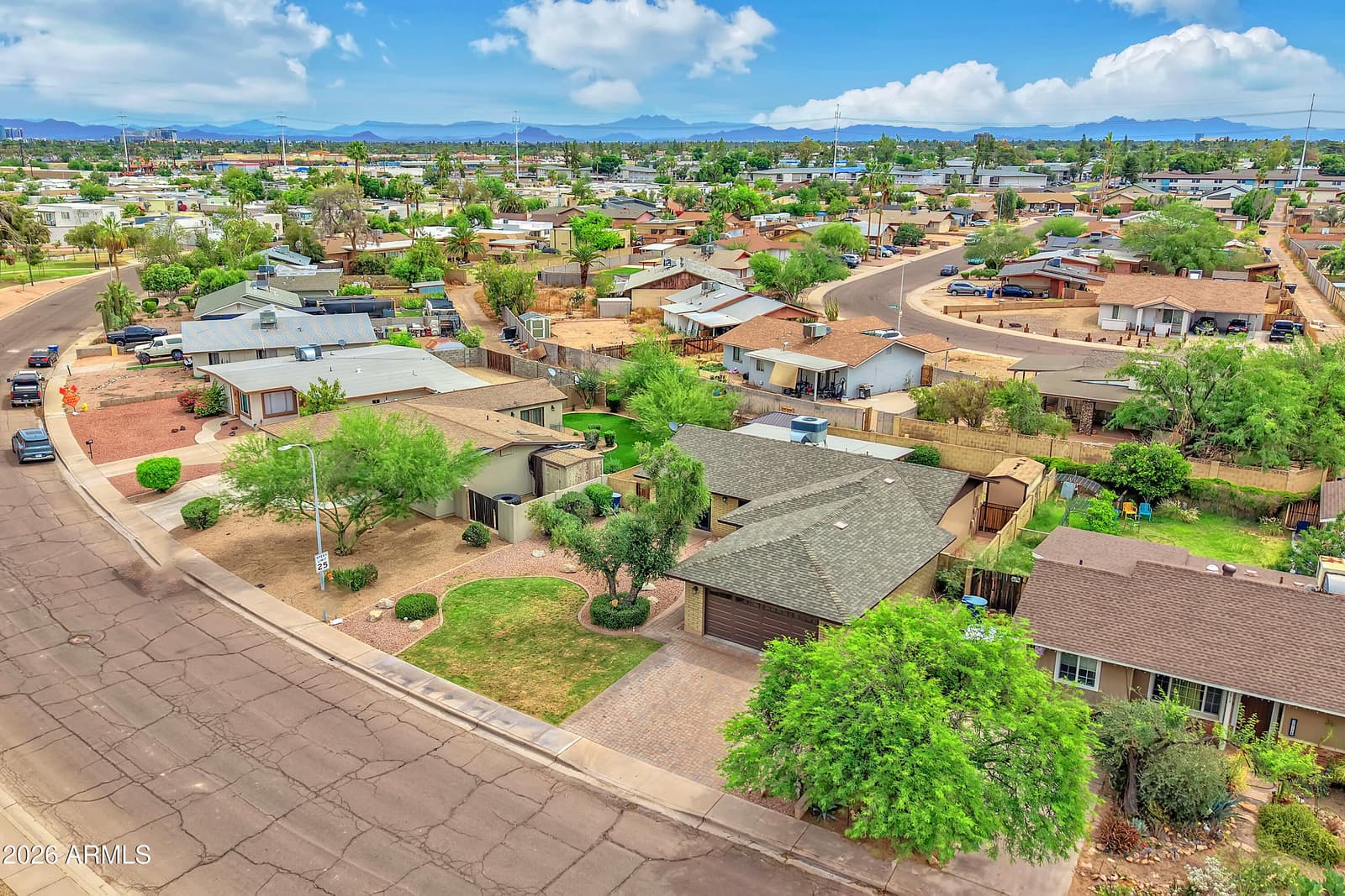 3909 S ROOSEVELT Street, Tempe, AZ 85282 — photo 44 of 49