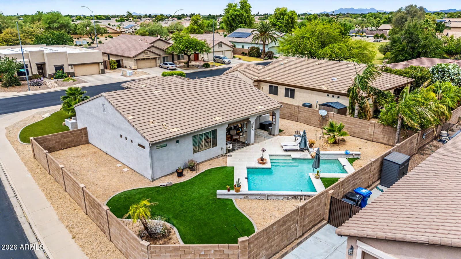 3021 S ABBEY Circle, Mesa, AZ 85212 — photo 2 of 28