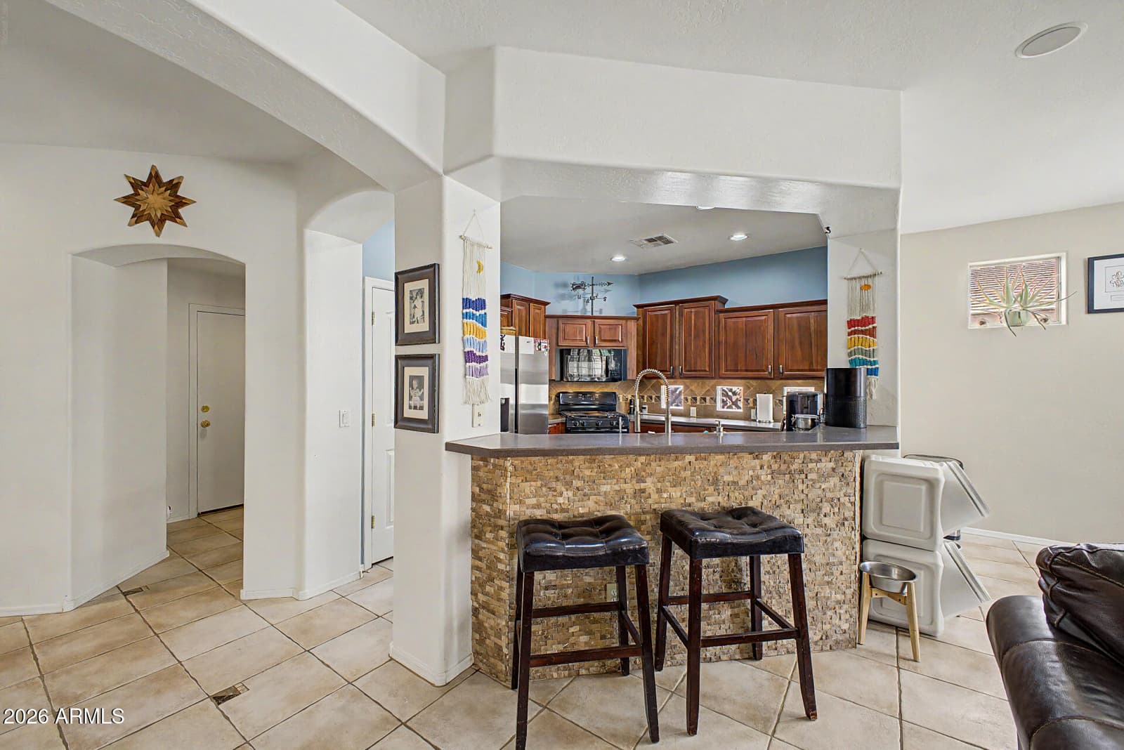 3021 S ABBEY Circle, Mesa, AZ 85212 — photo 7 of 28