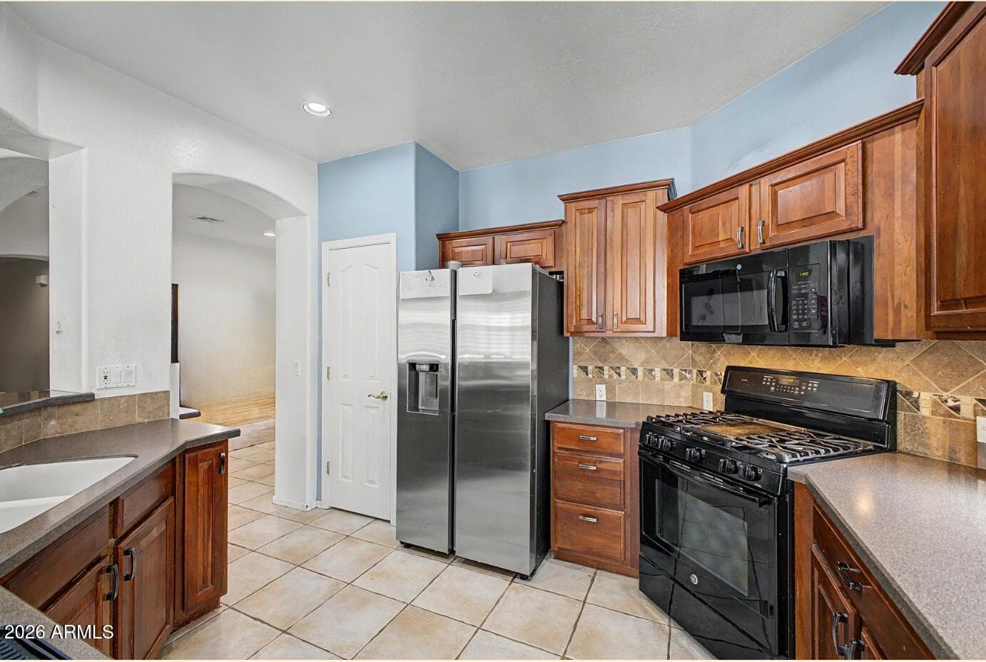 3021 S ABBEY Circle, Mesa, AZ 85212 — photo 5 of 28