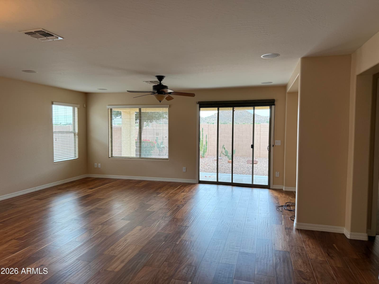 959 W DESERT SEASONS Drive, San Tan Valley, AZ 85143 — photo 7 of 31