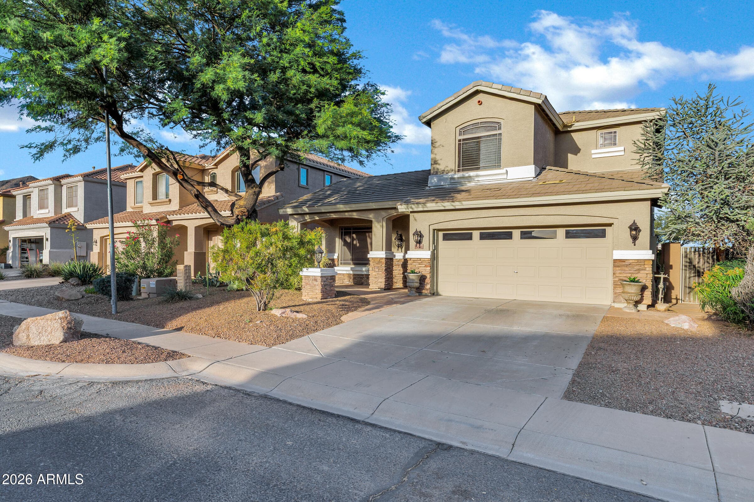 16651 S 27TH Avenue, Phoenix, AZ 85045 — photo 1 of 47