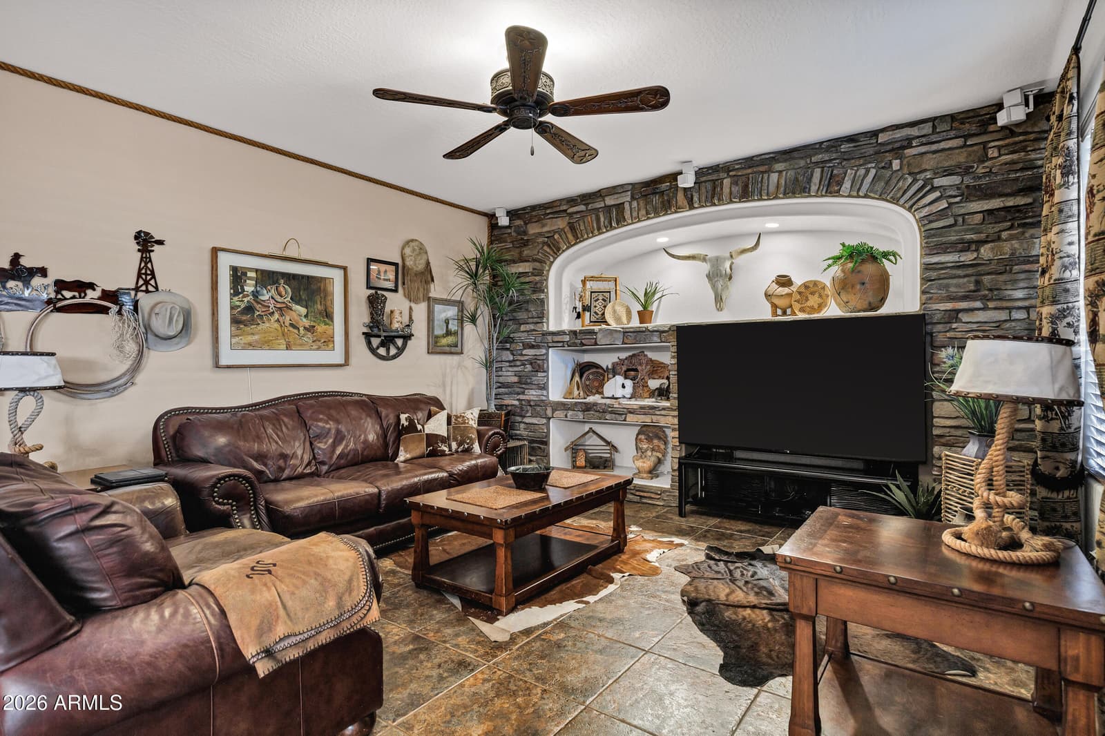 16651 S 27TH Avenue, Phoenix, AZ 85045 — photo 17 of 47