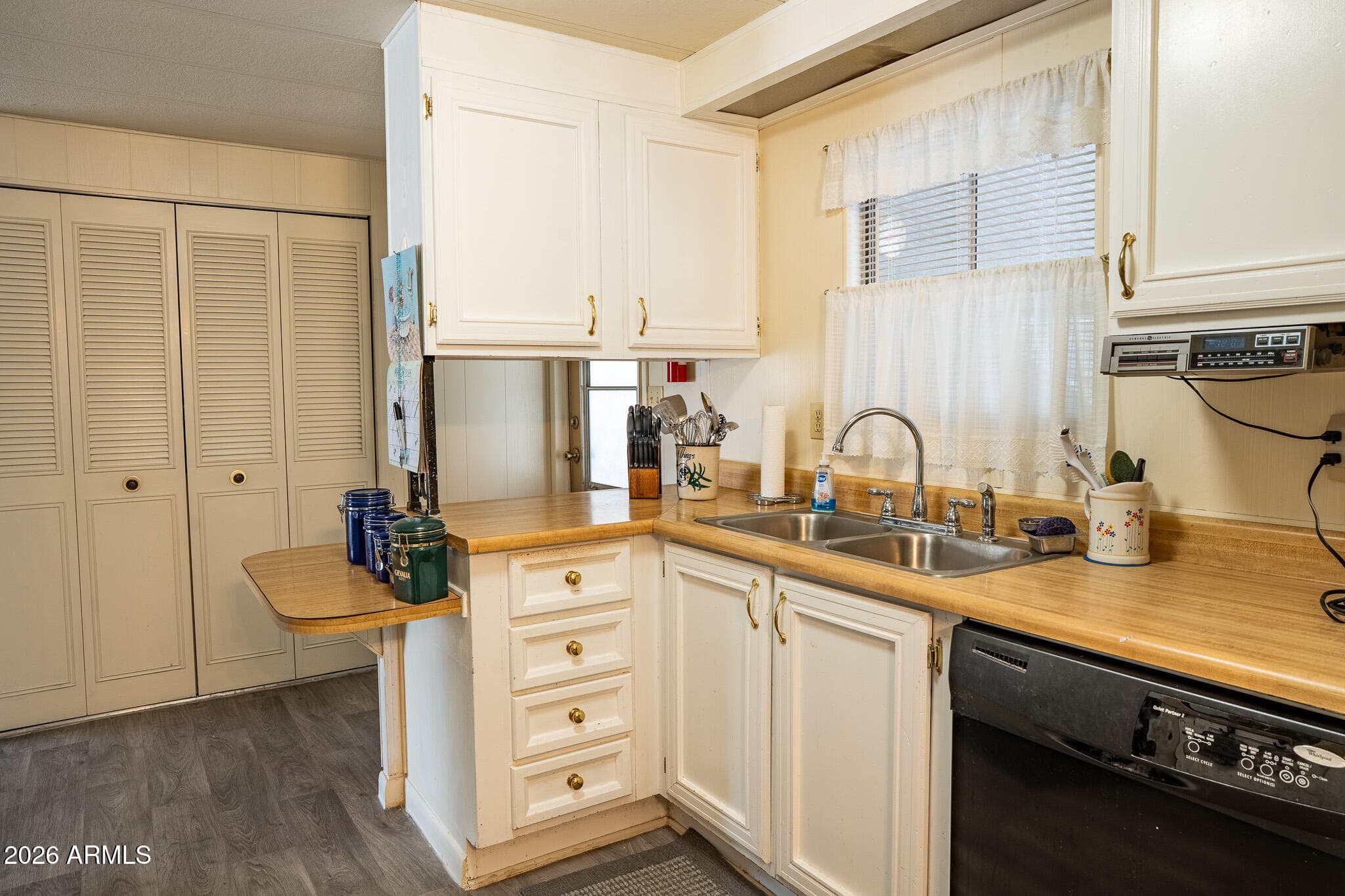34465 S K FIELD Road, Black Canyon City, AZ 85324 — photo 13 of 20