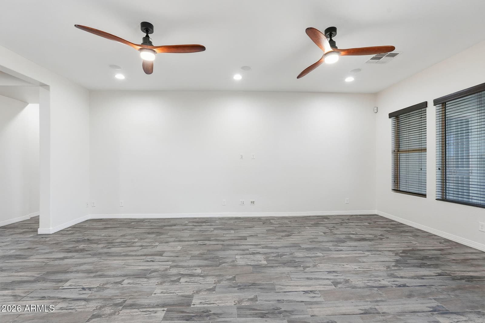 3500 E PENEDES Drive, Gilbert, AZ 85298 — photo 15 of 54