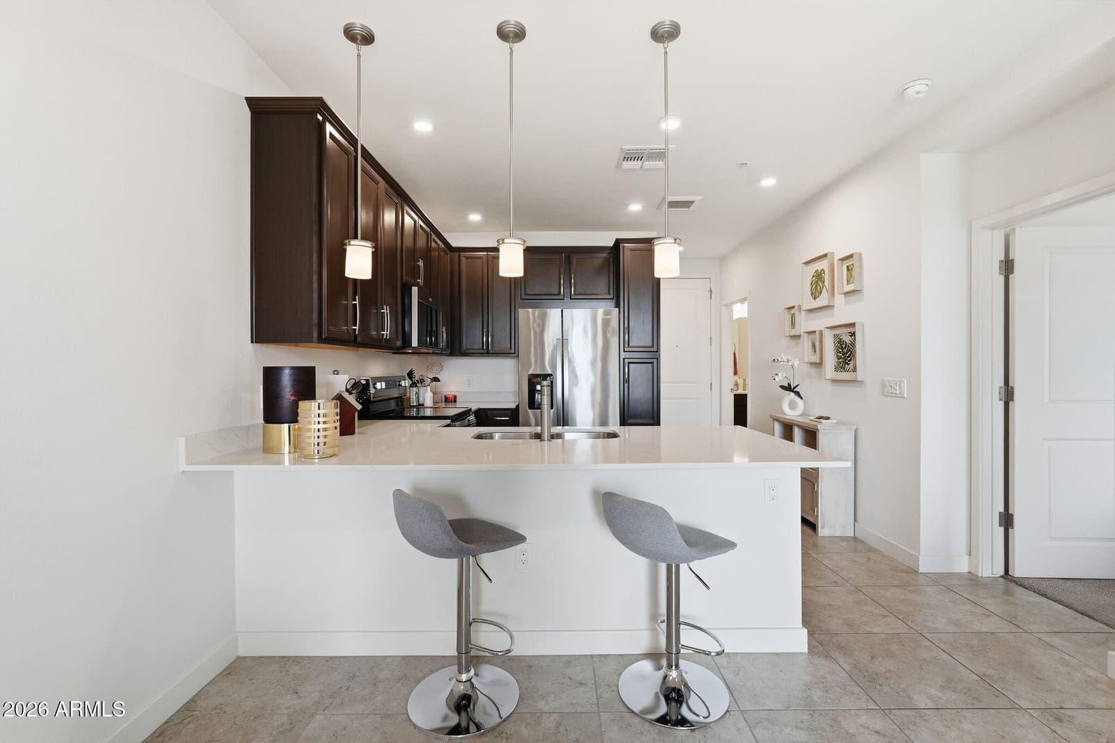 2511 W QUEEN CREEK Road 201, Chandler, AZ 85248 — photo 12 of 50