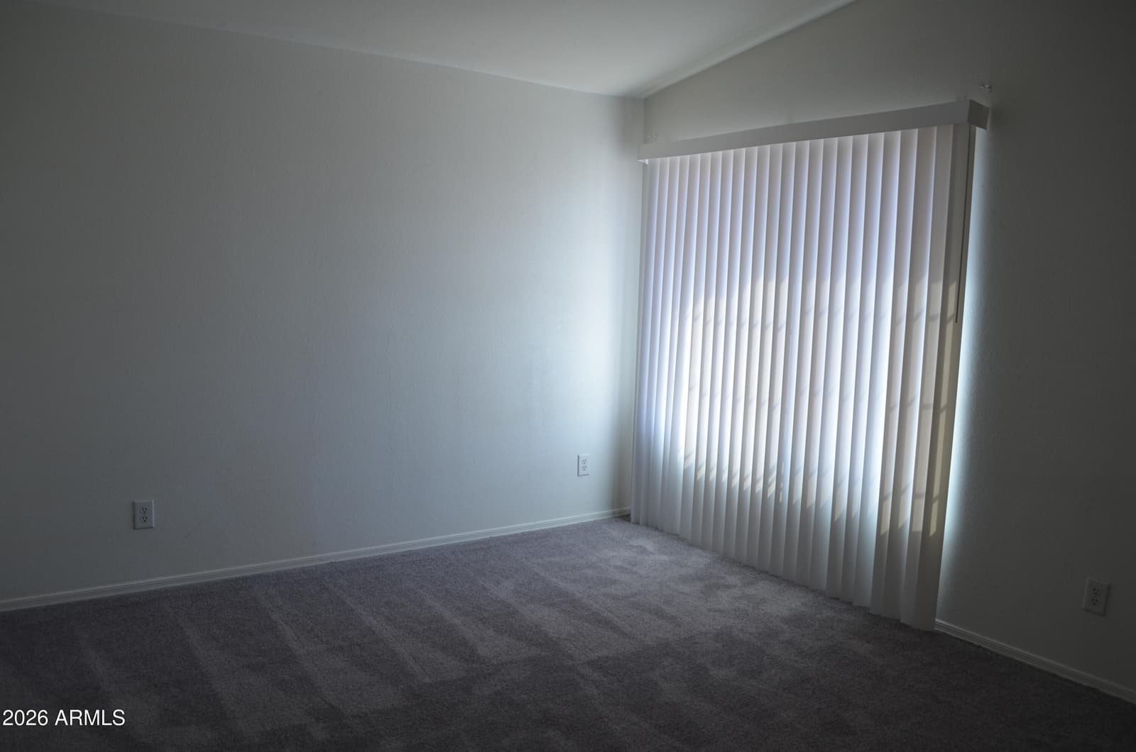 5409 S 11TH Street, Phoenix, AZ 85040 — photo 3 of 17