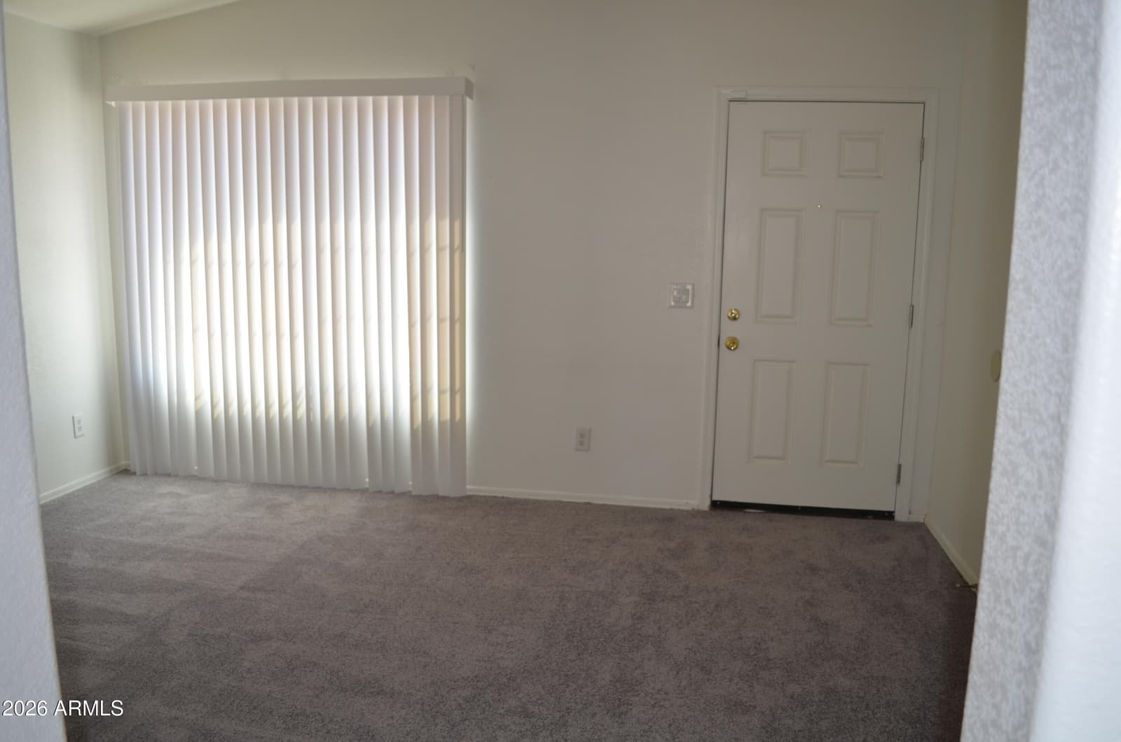 5409 S 11TH Street, Phoenix, AZ 85040 — photo 4 of 17